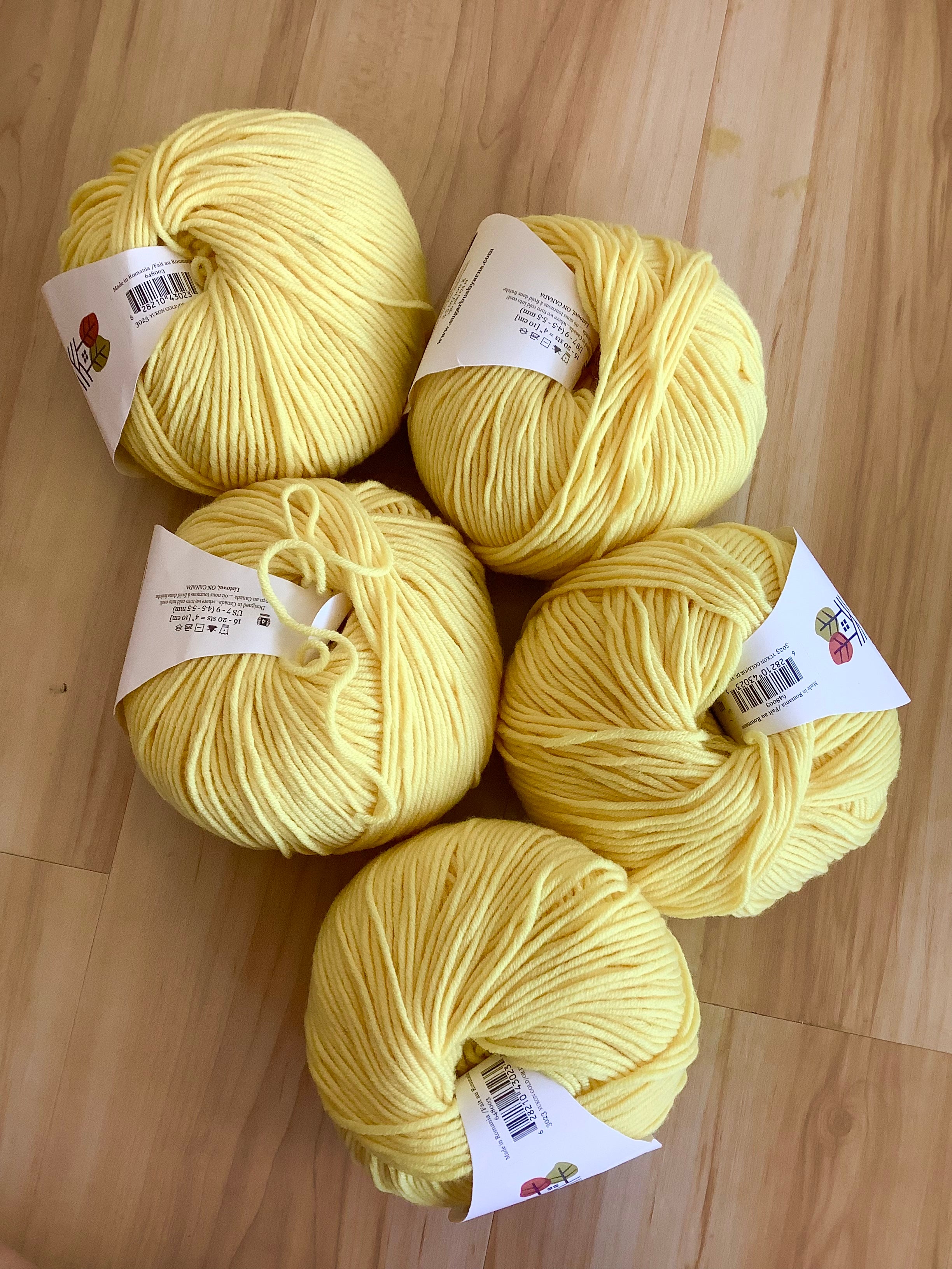 Sugarbush Bold Color: Yukon Gold Lot: 0007 (5 balls)