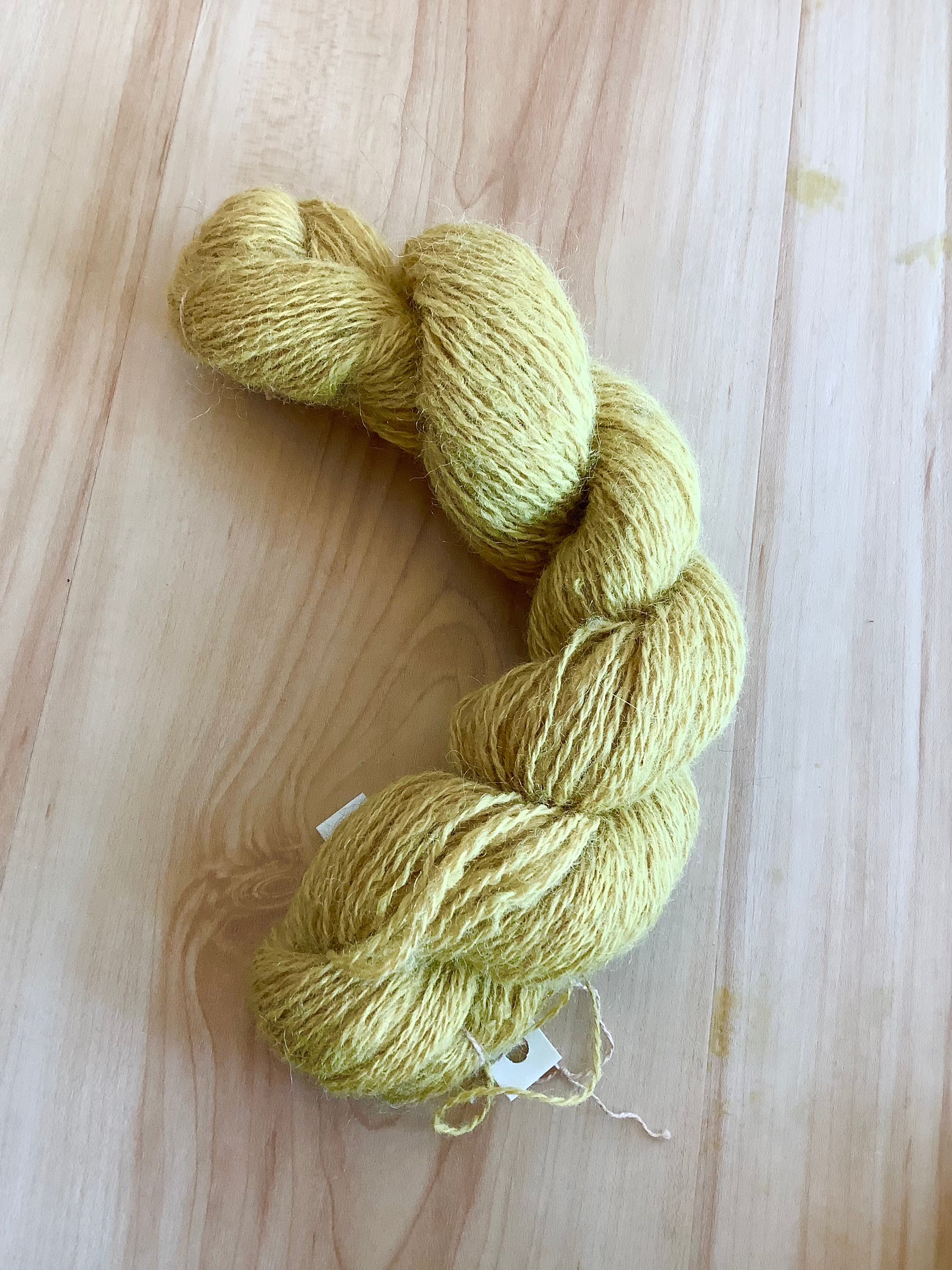 Llama handspun Color: butter yellow