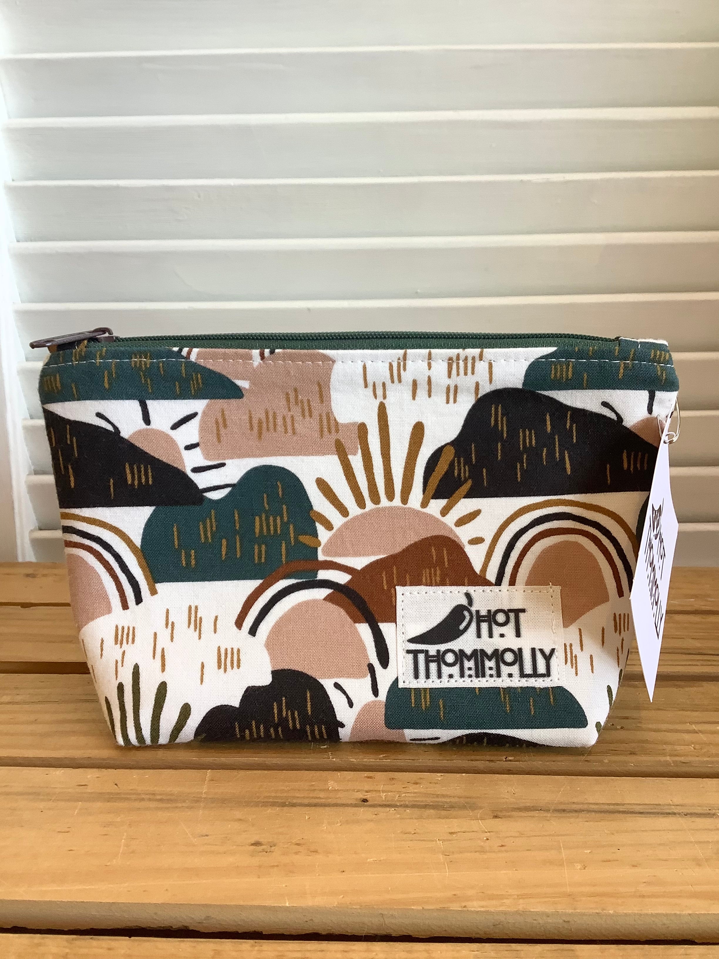 Zipper Pouches from Hot Thommolly - Mountains and Sunshine