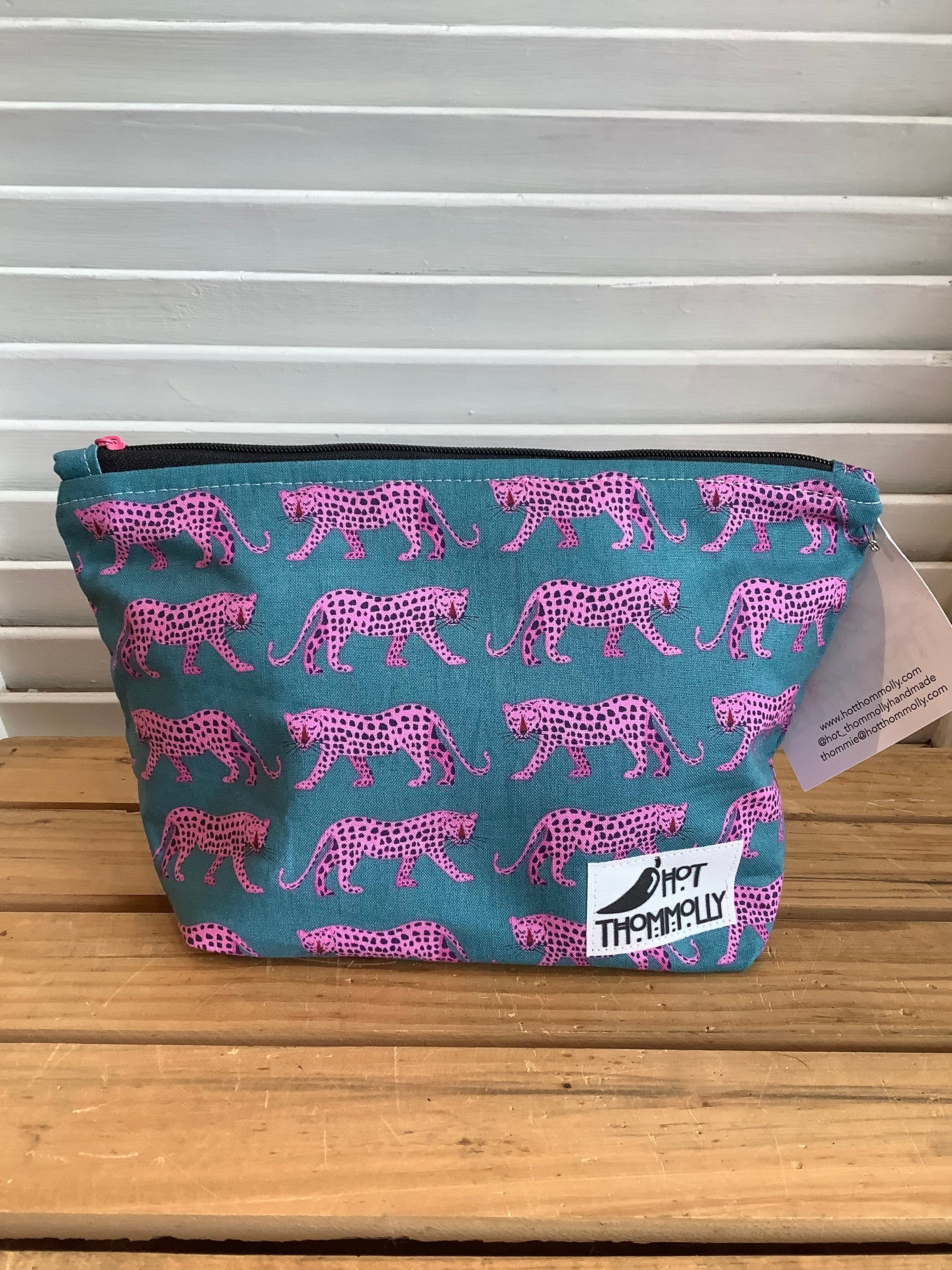 Zipper Pouches from Hot Thommolly