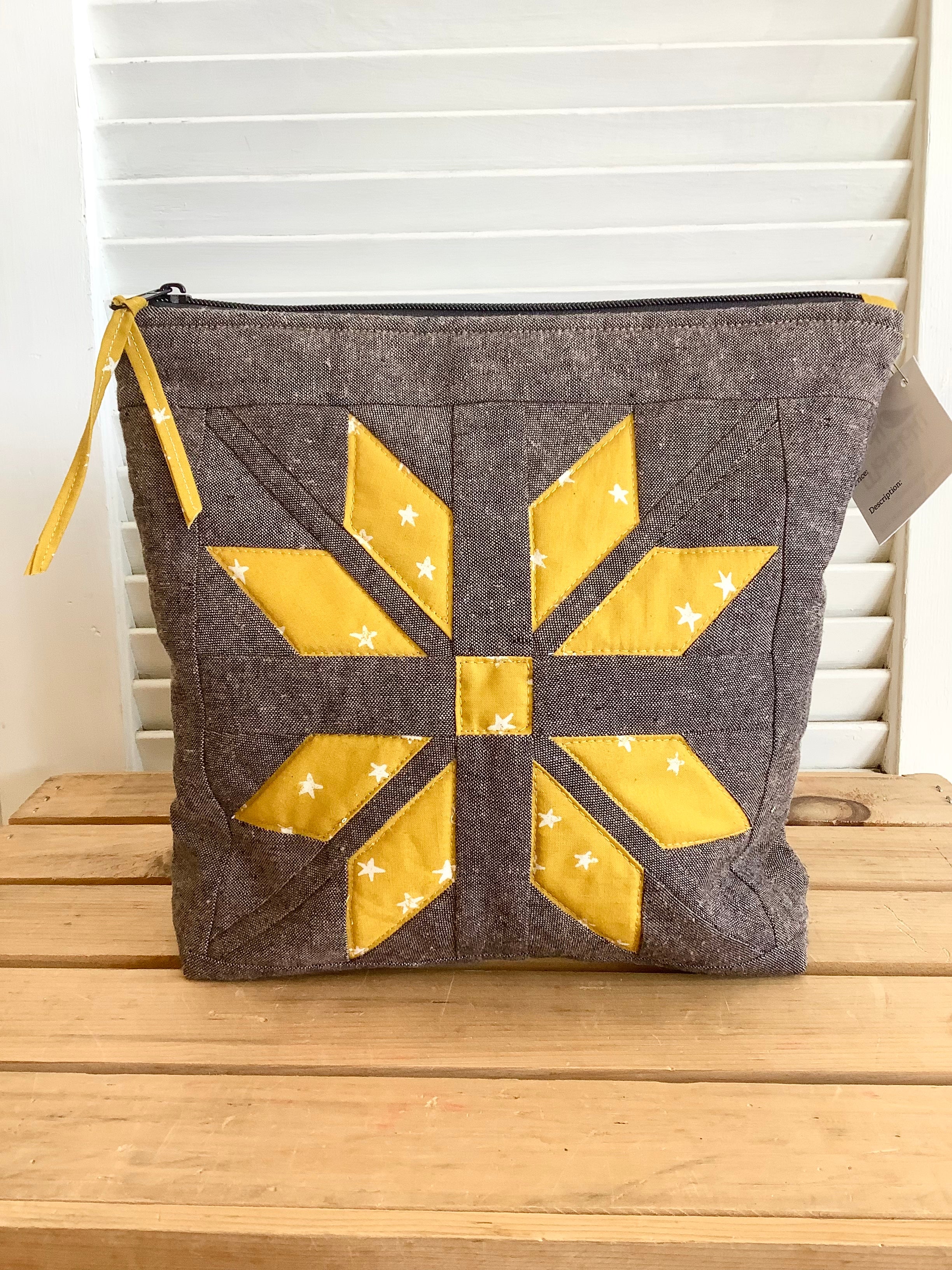 Snowflake Yellow - Paper Pieced zipper bag from Hot Thommolly