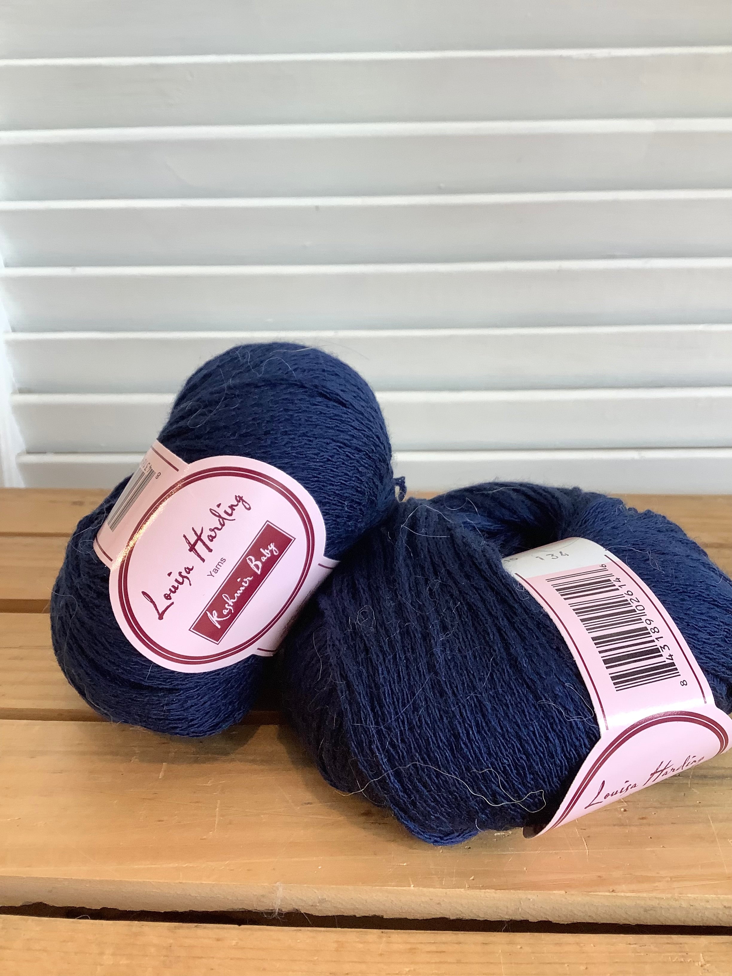 Louisa Harding Kashmir Baby Color: 15 Lot: 134
