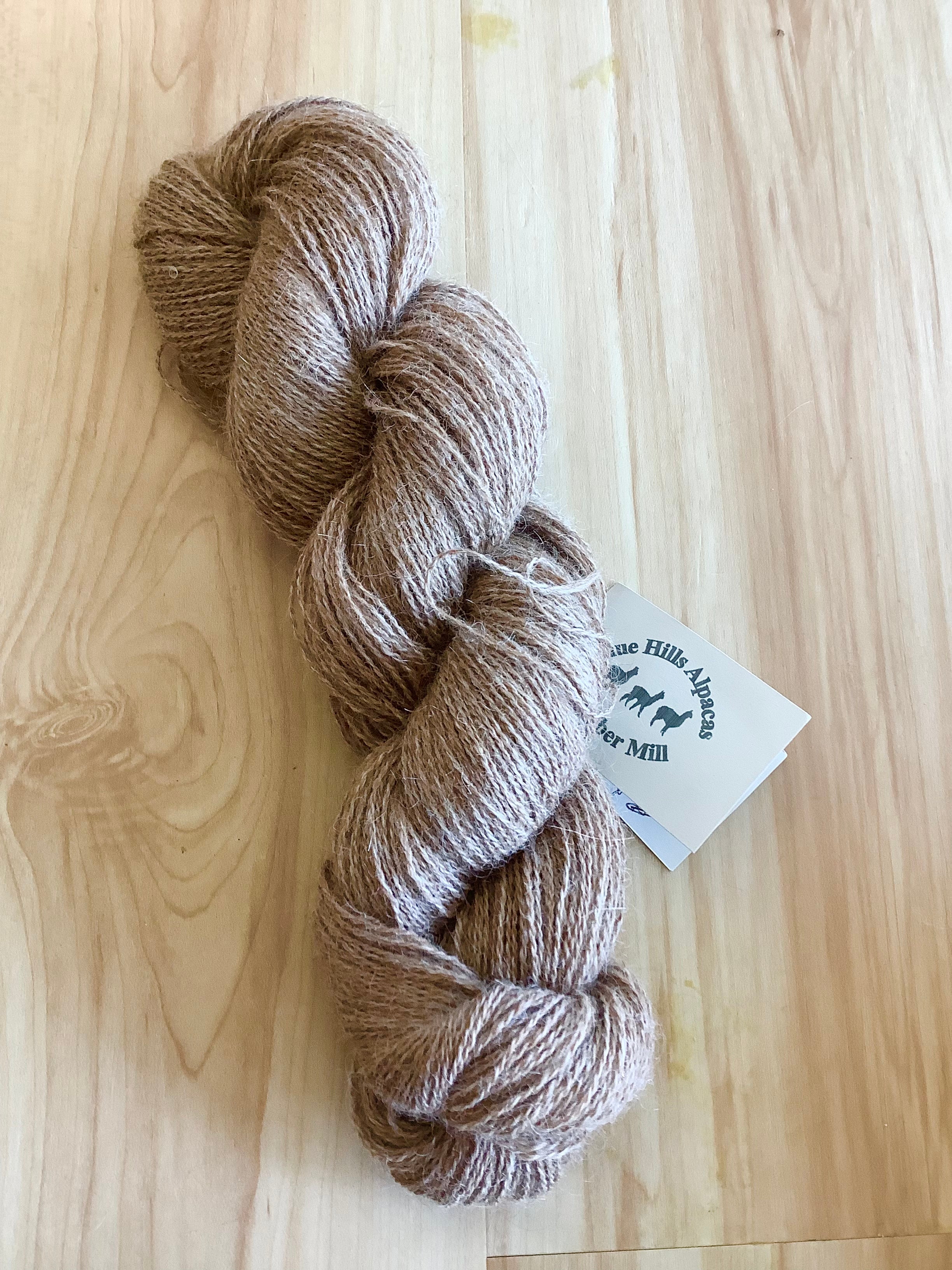 Blue Hills Alpacas Color: natural/undyed