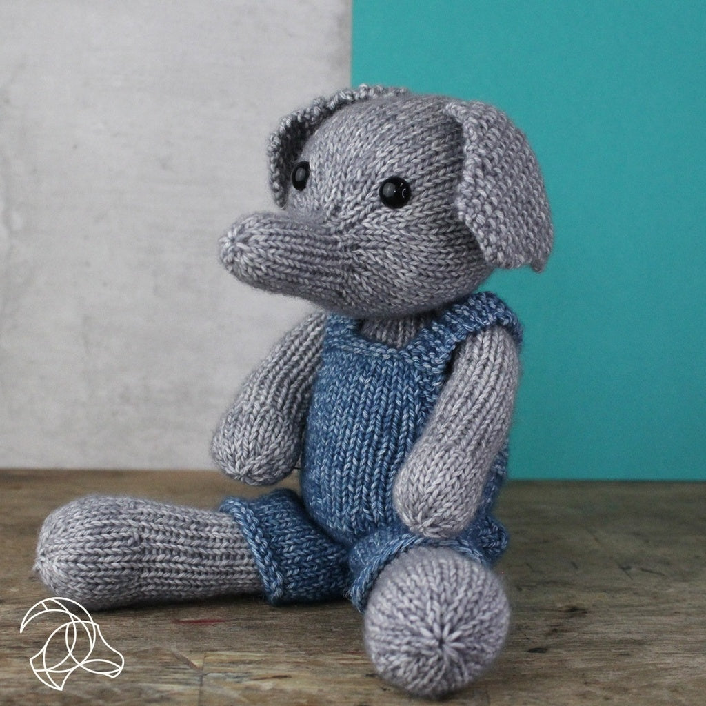 Freek Elephant - Knitting kit