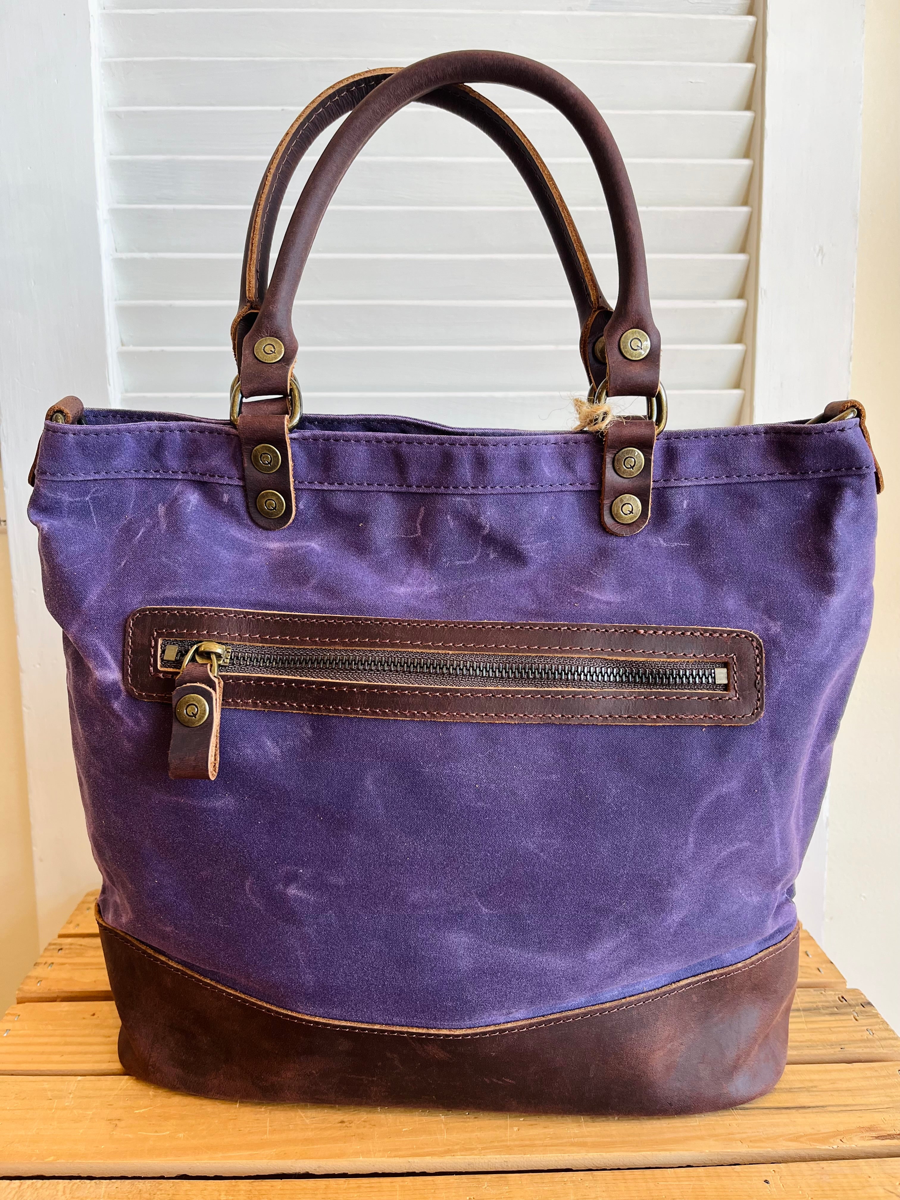 Maker's Canvas Tote from Della Q