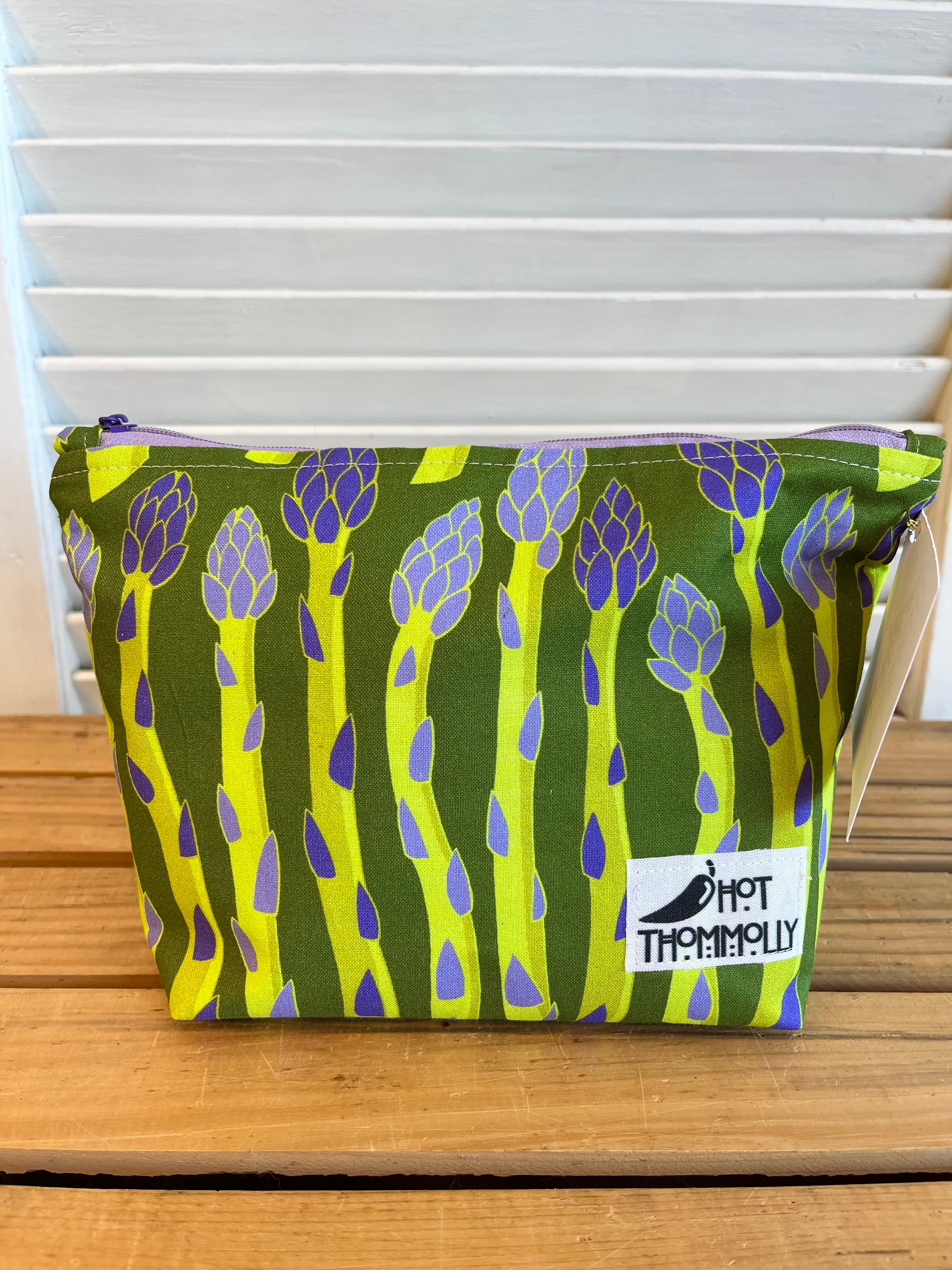 Zipper Pouches from Hot Thommolly