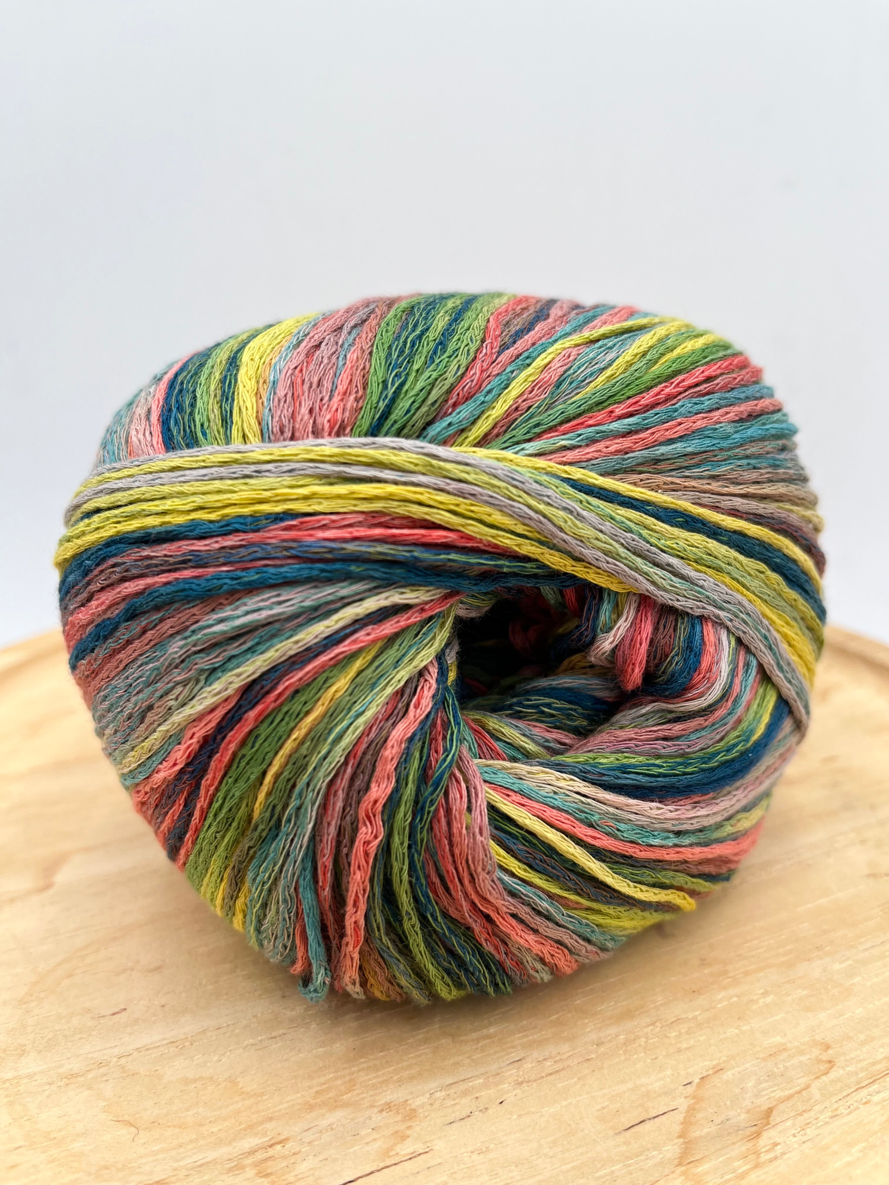 Lavanda 134 - Giardino from Louisa Harding