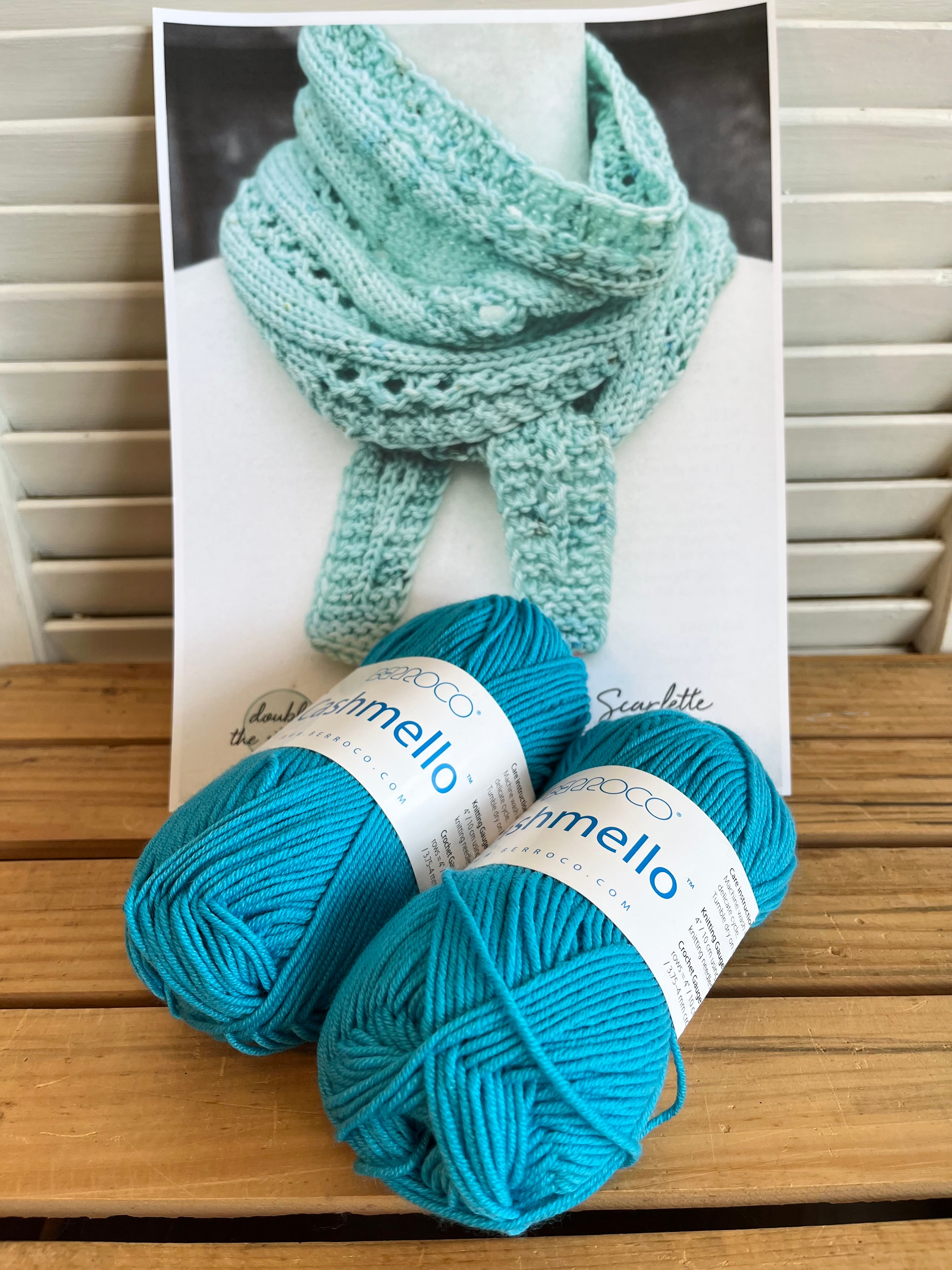 Aquarius Blue - Treasured Skein Scarflette kit
