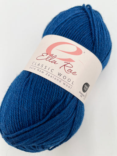 Deep Cove Blue 127 - Classic Wool from Ella Rae