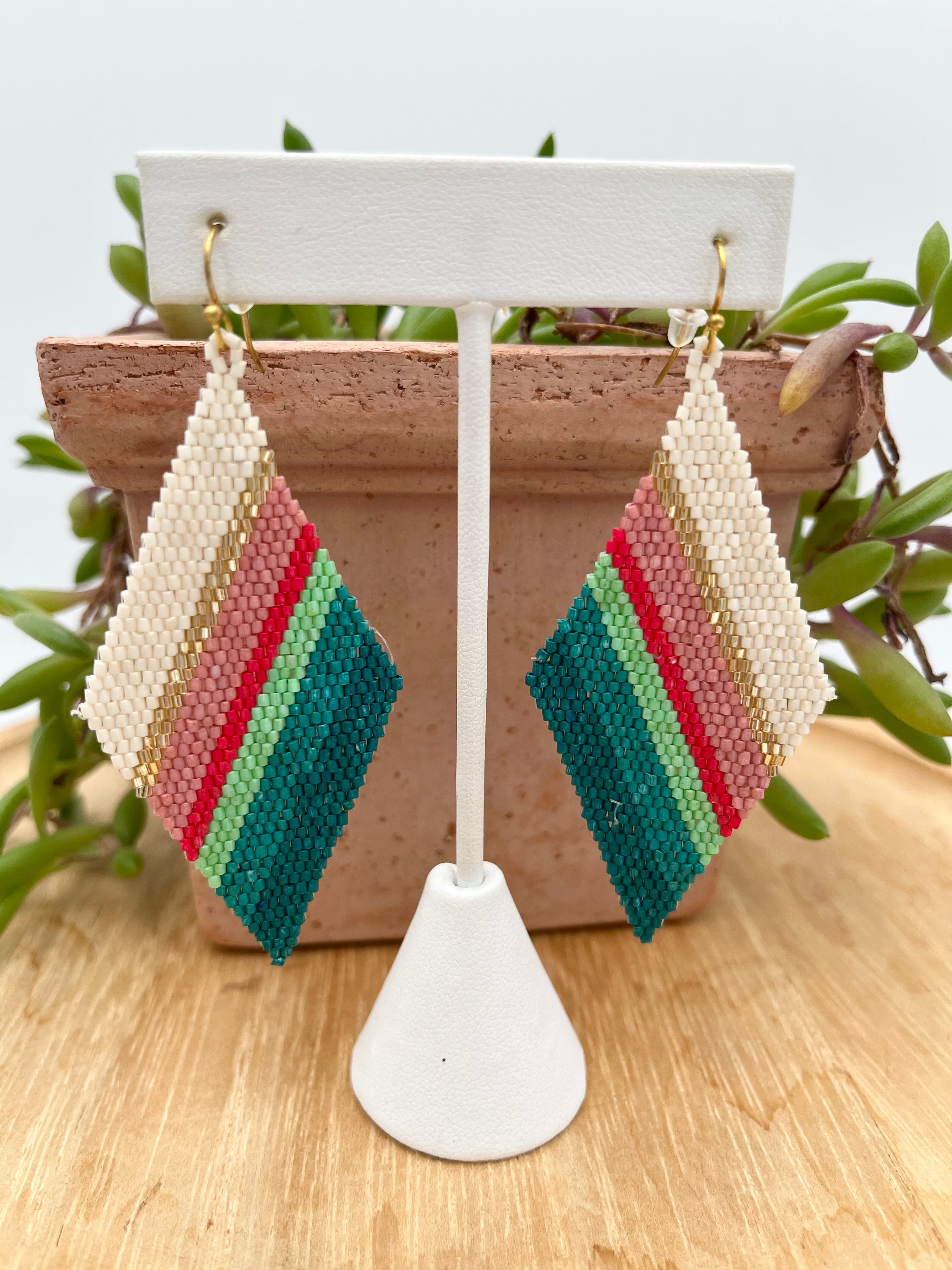 Drop & Dangle earrings