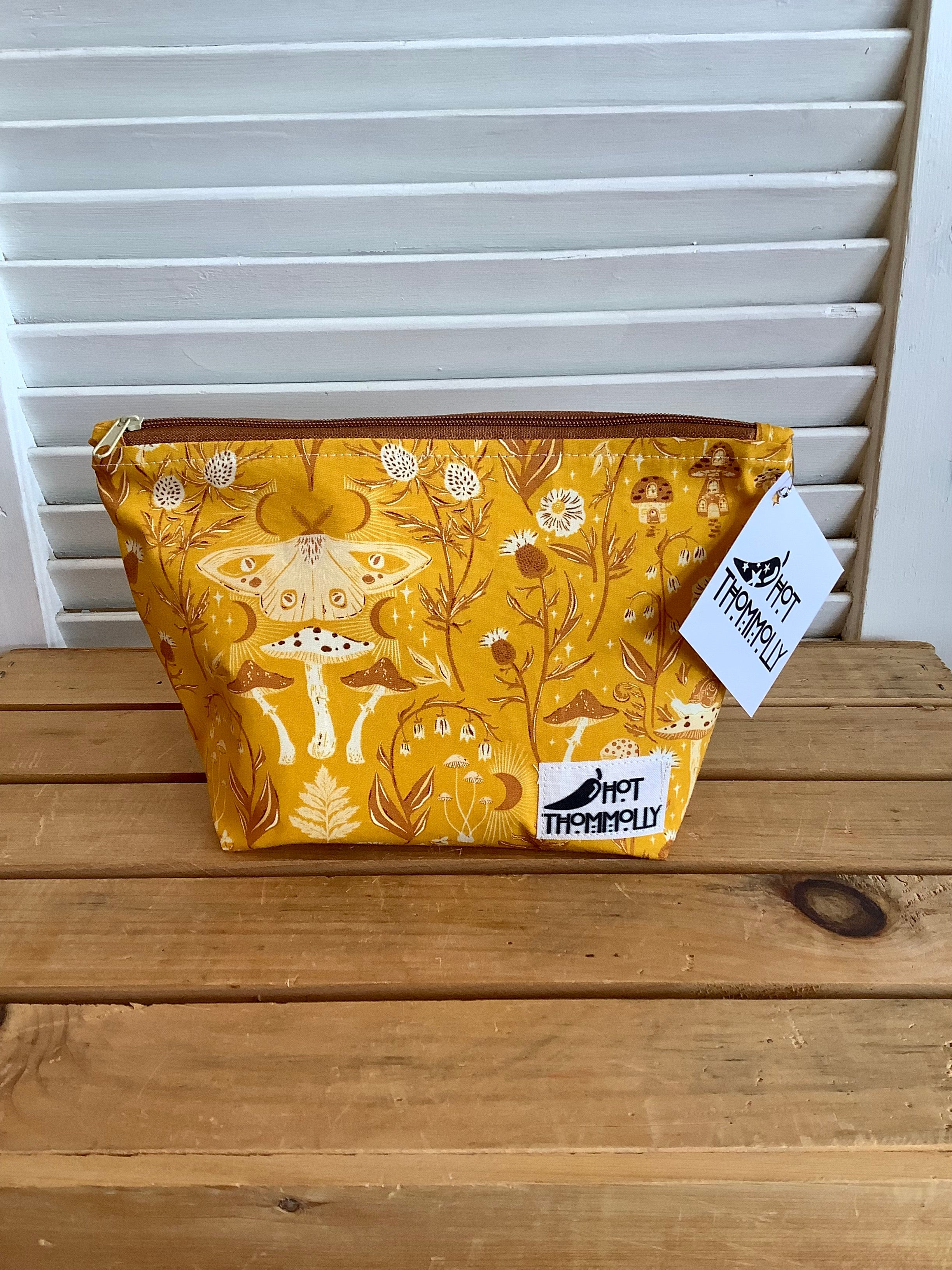 Medium Zipper Pouch by Hot Thommolly - Pink Tigers