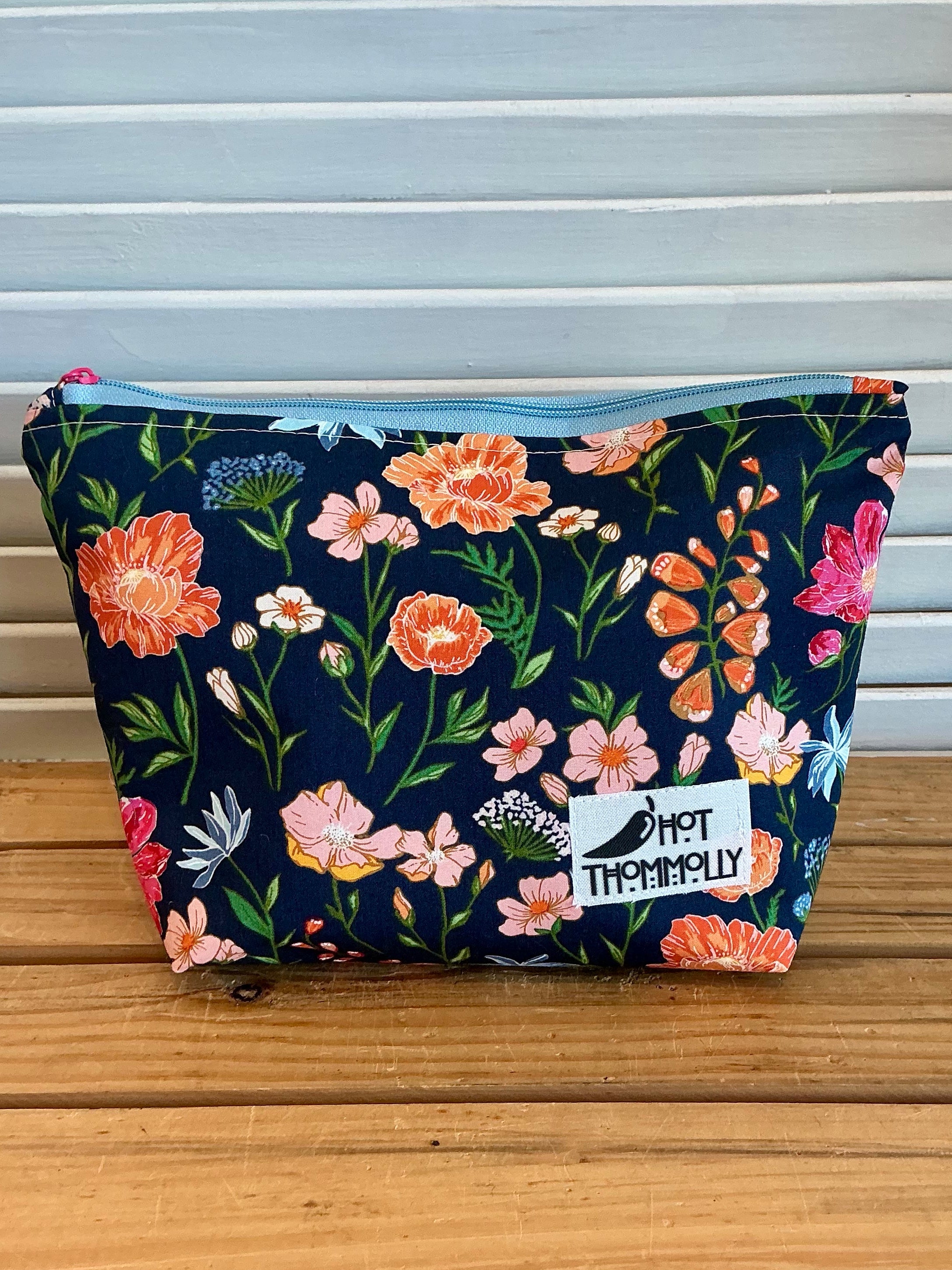 Zipper Pouches from Hot Thommolly
