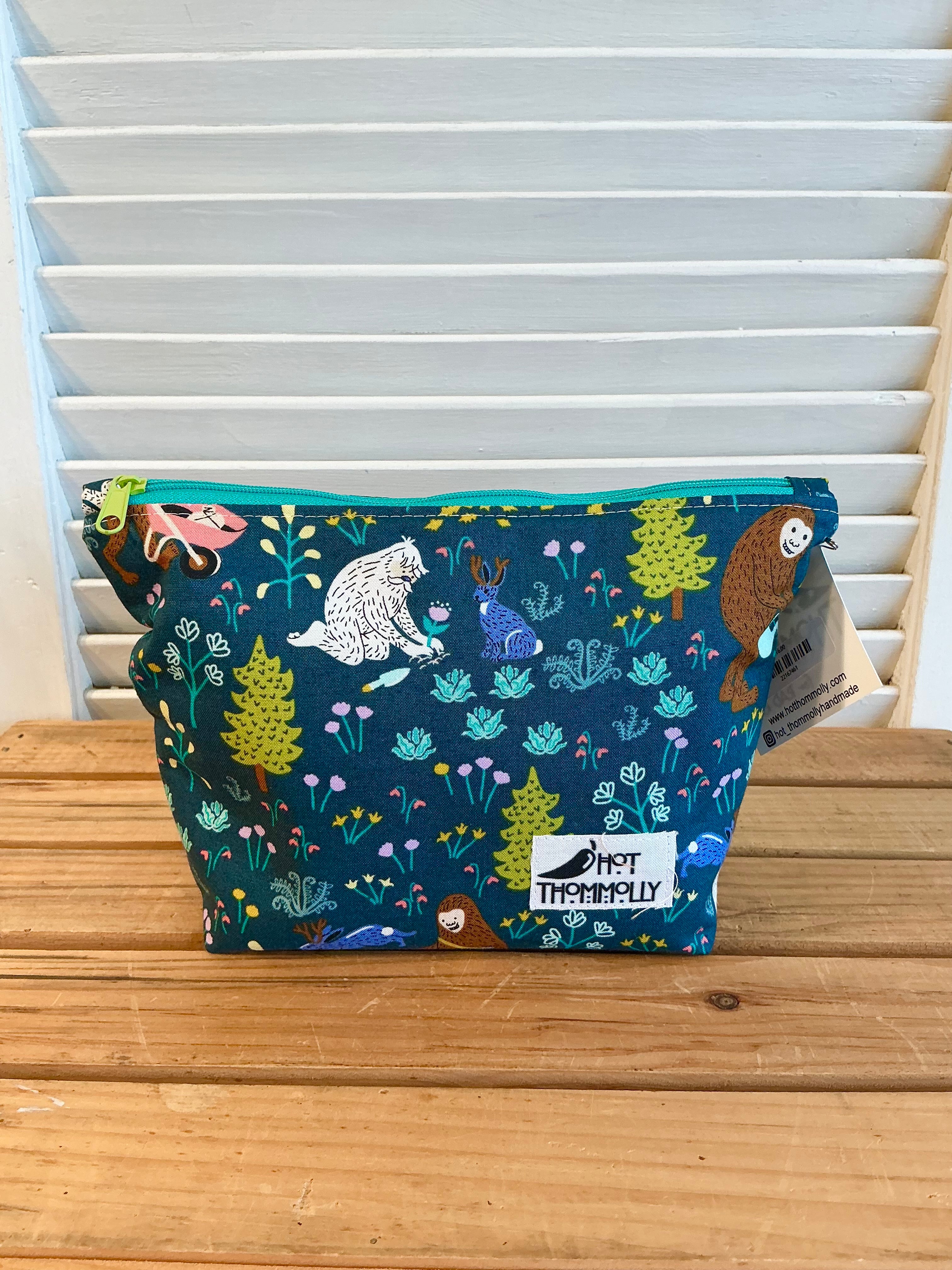 Zipper Pouches from Hot Thommolly