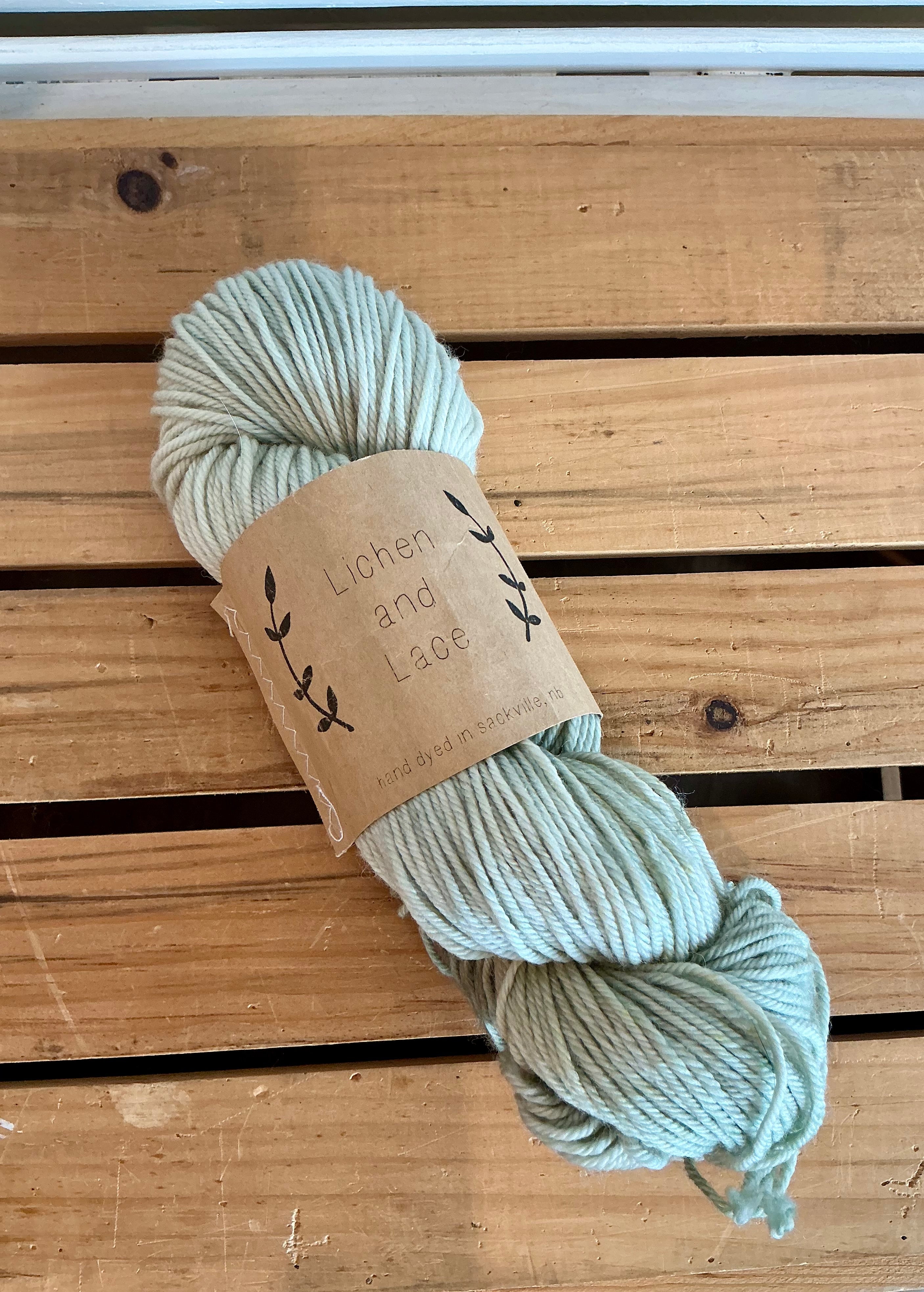Lichen and Lace 4-ply Superwash Merino Worsted (color: Sage)