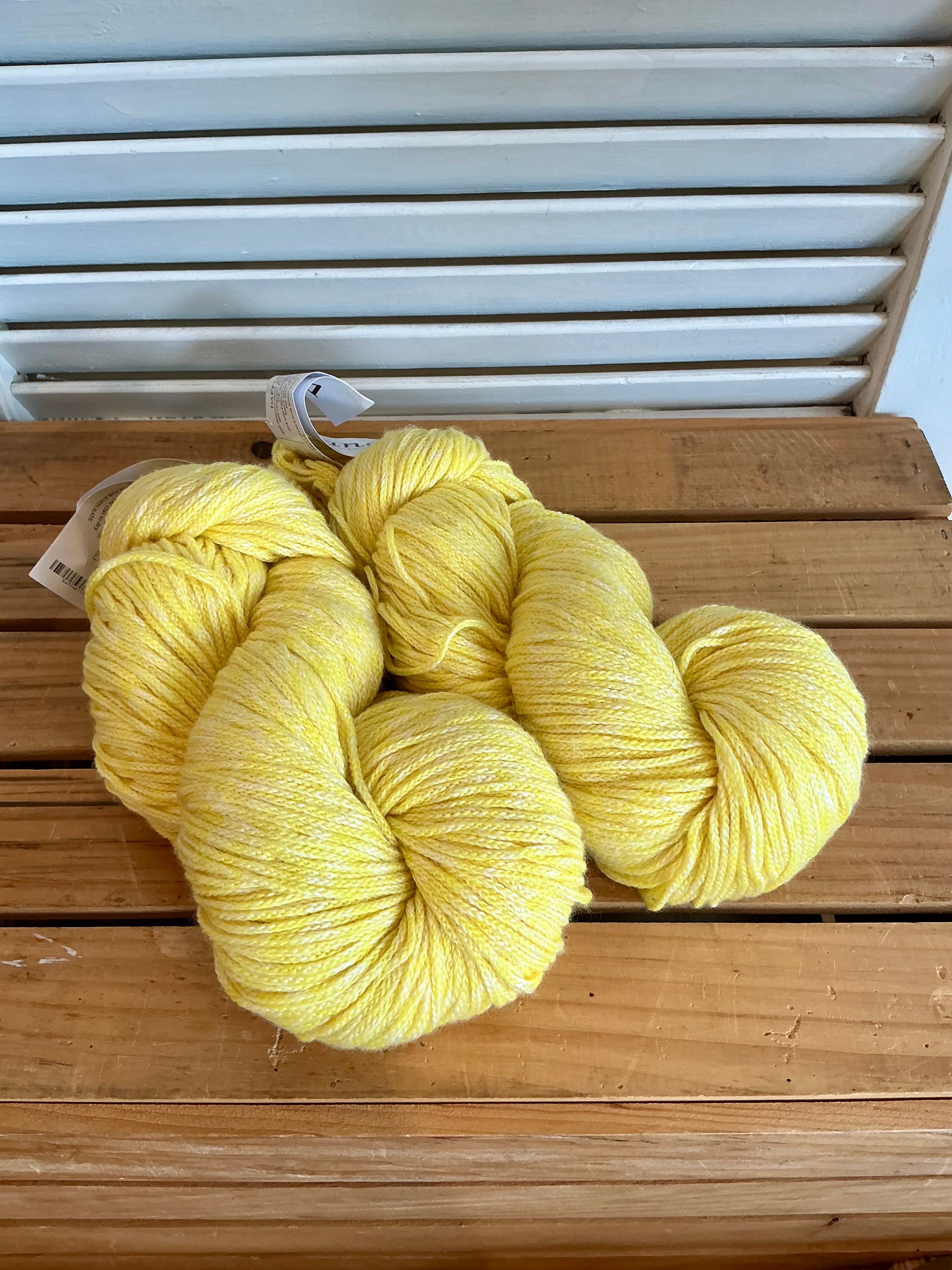 Knitcrate Vidalana Lofti DK (color: Daffodil lot: 480118)