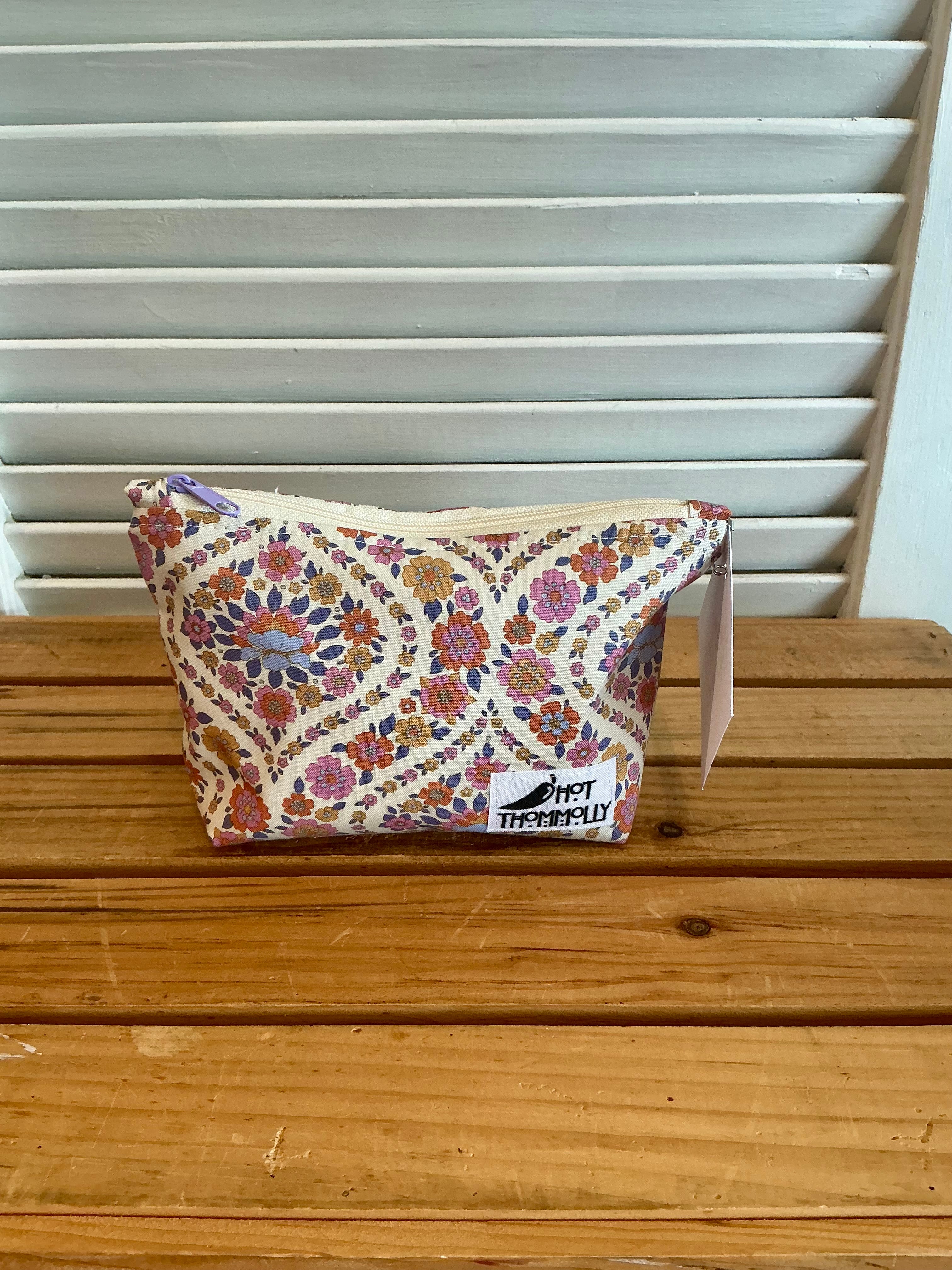 Zipper Pouches from Hot Thommolly