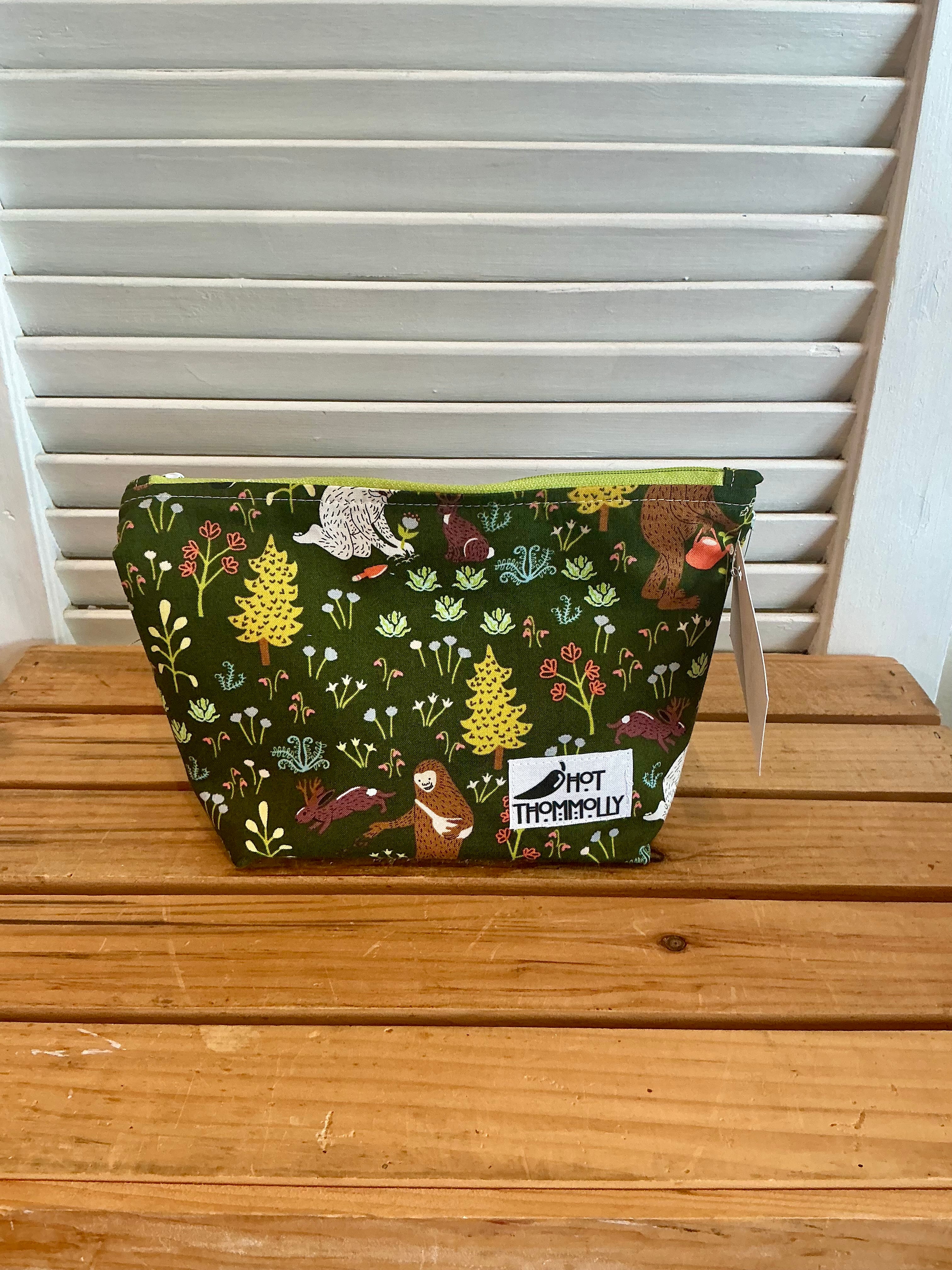 Zipper Pouches from Hot Thommolly