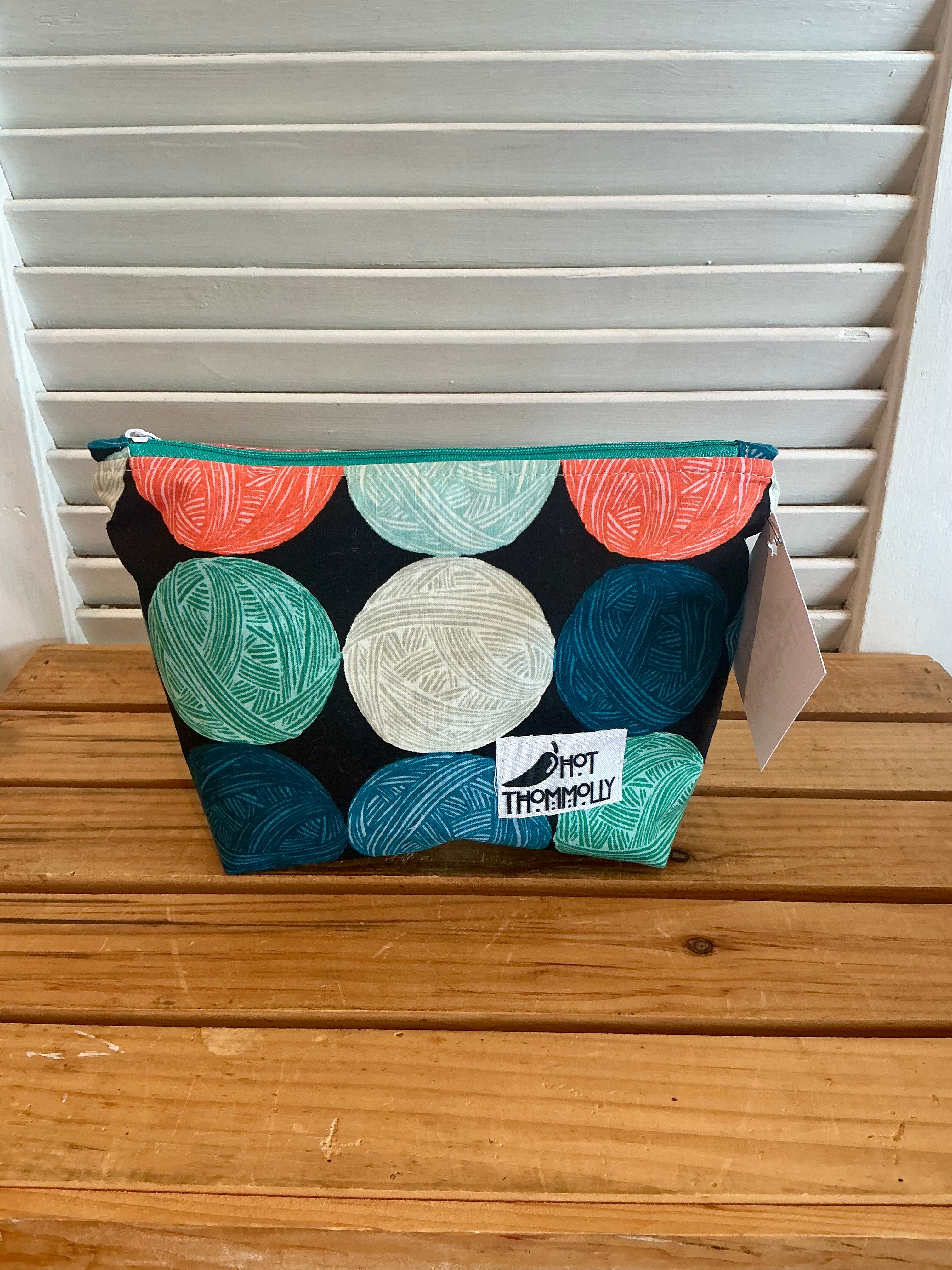 Zipper Pouches from Hot Thommolly