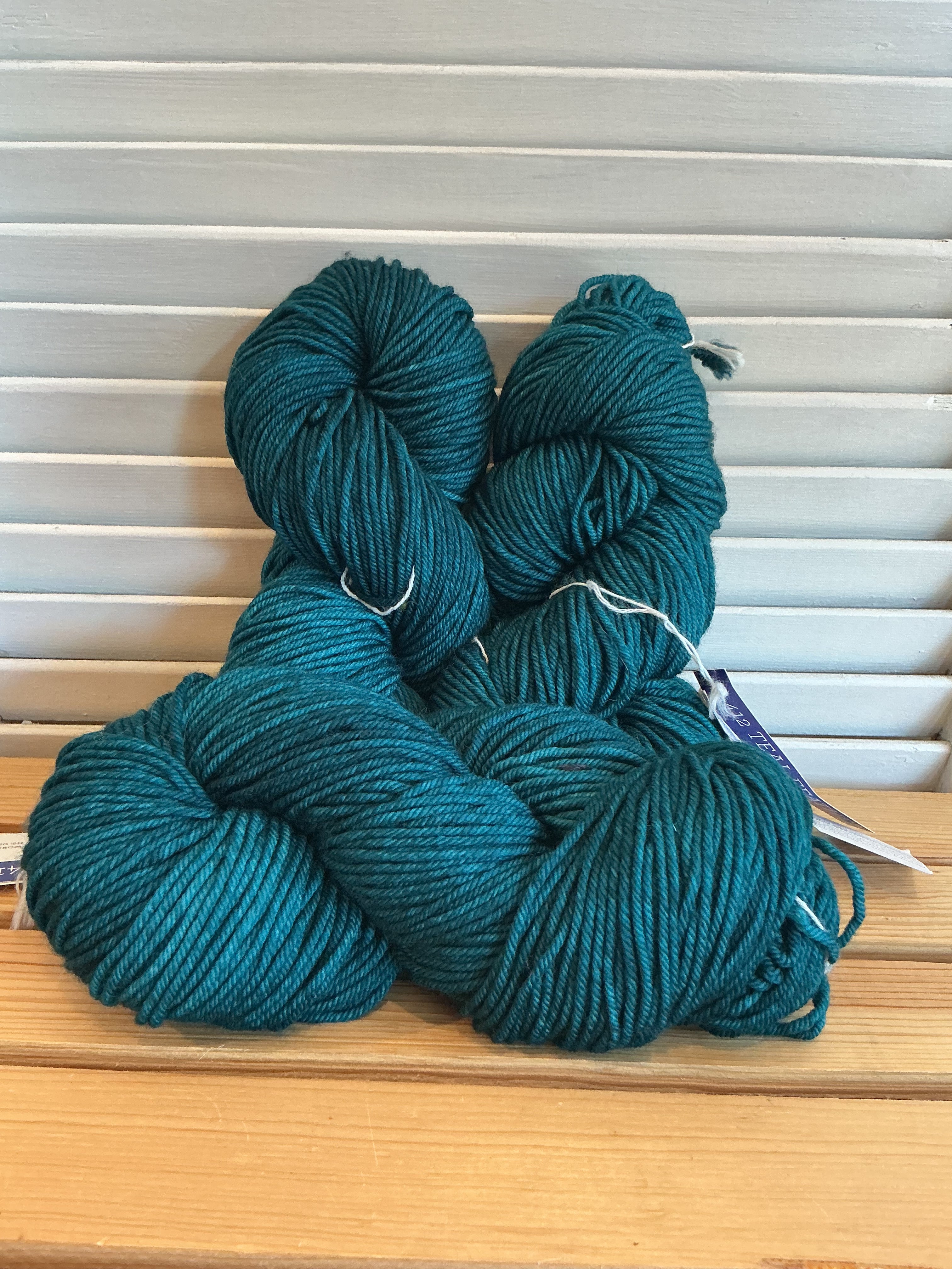 Malabrigo Rios Color: 412 Teal Feather Lot: 22 02 542