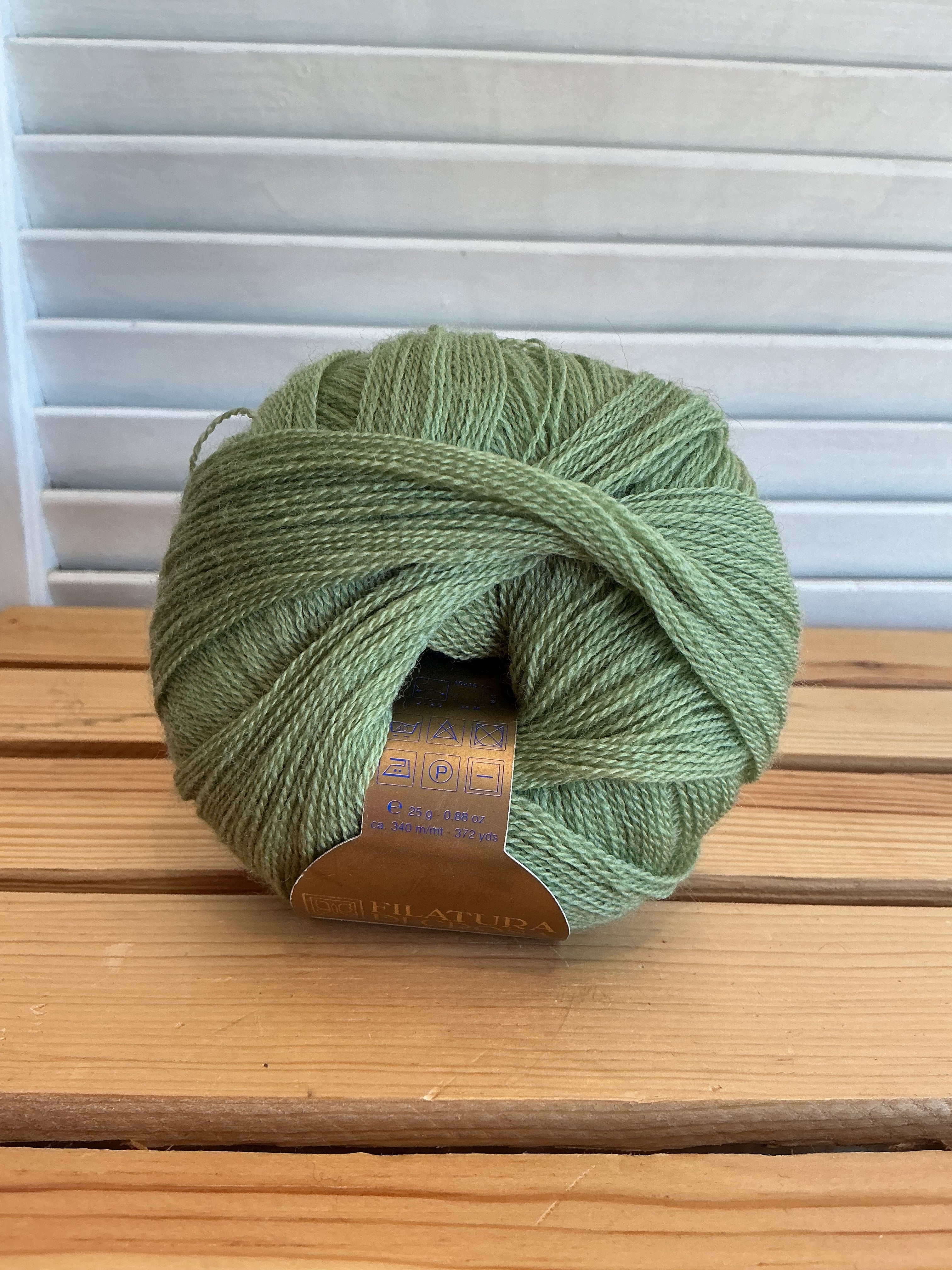 Filatura Di Crosa Golden Line Nirvana Color: 48 Lot: 88751