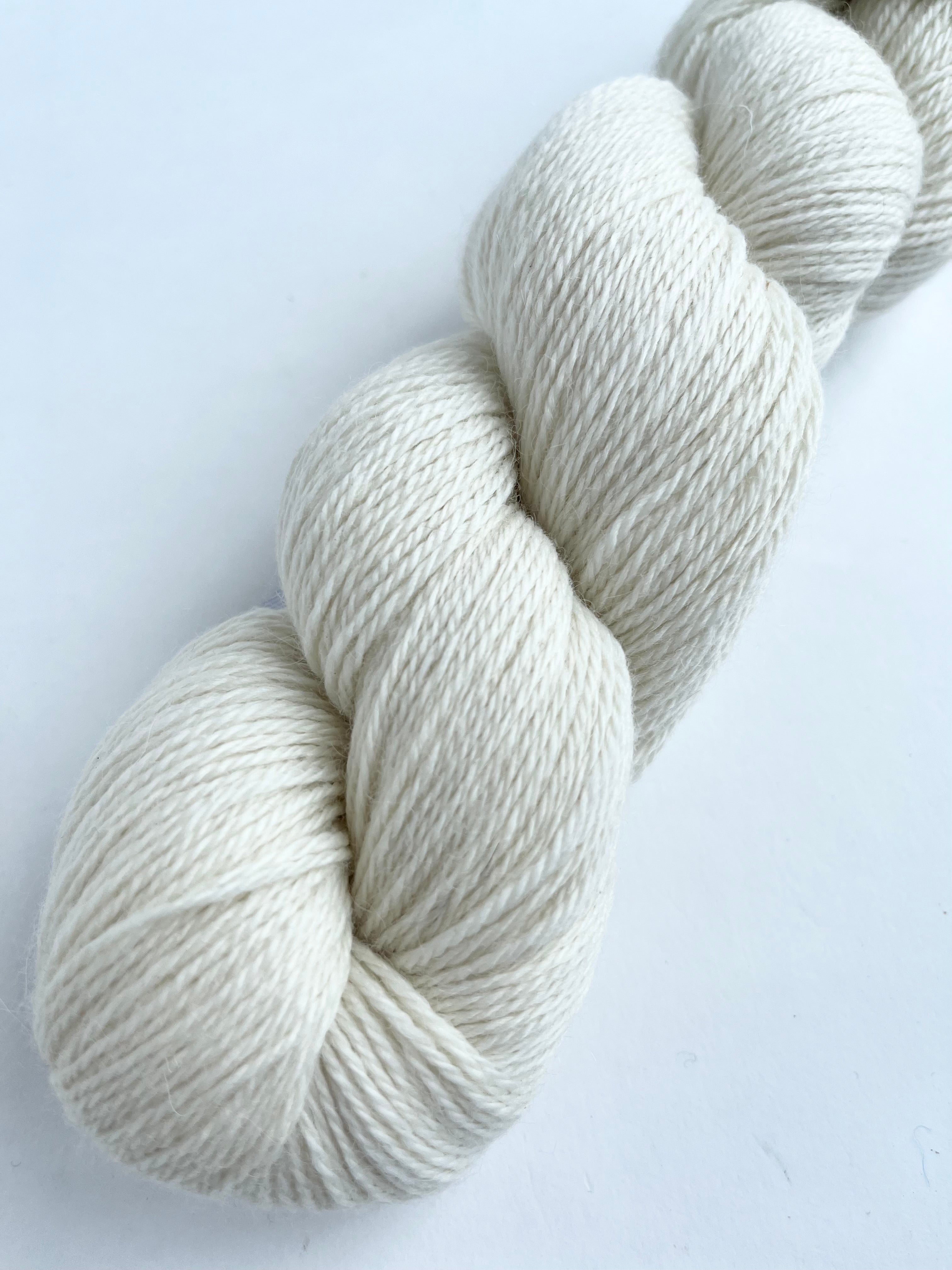 Milk - The Fingering Yarn from Kinua