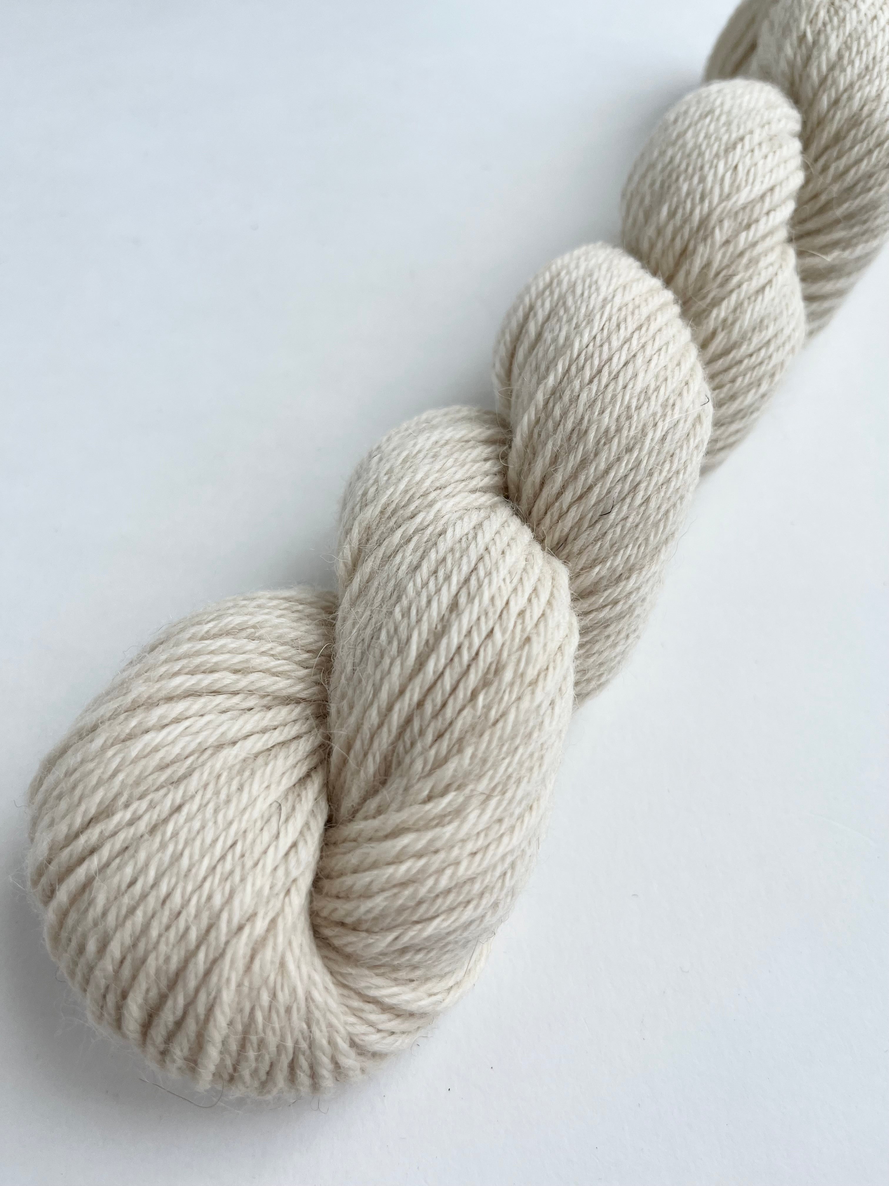 Ecru - Sayama yarn from Pascuali