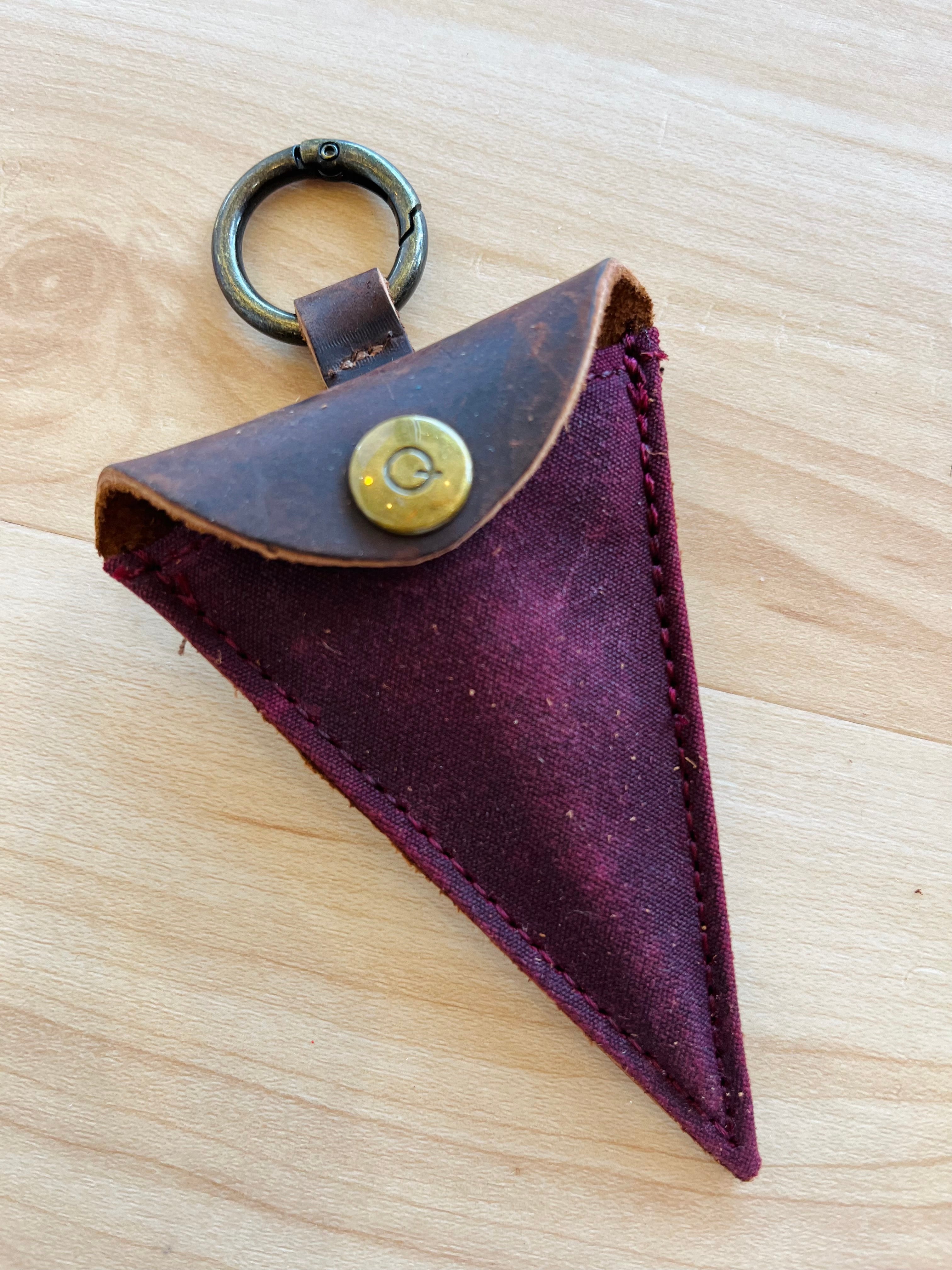 Red - Della Q Scissor pocket