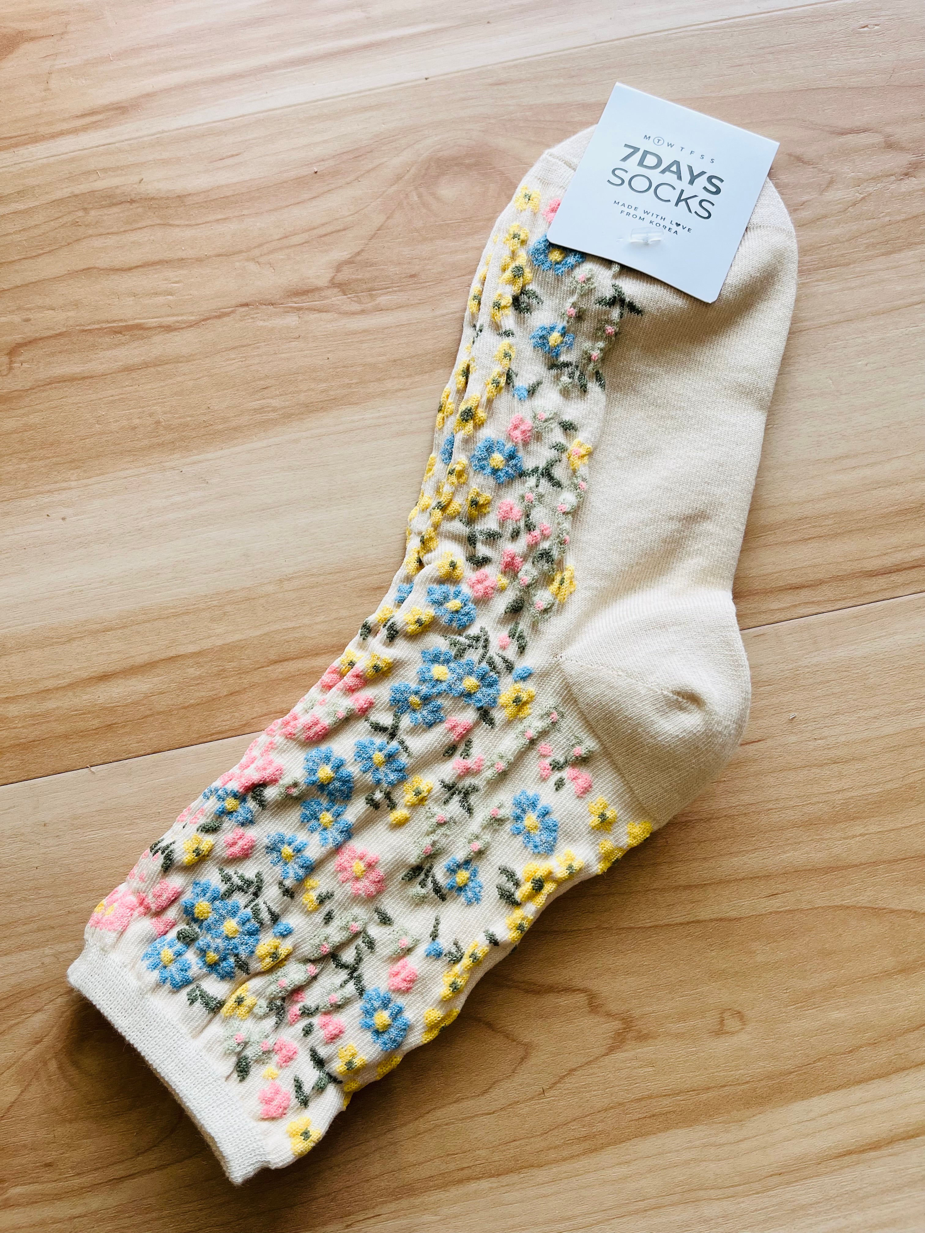 Blooming Garden - Cream - Women's Crew Sock