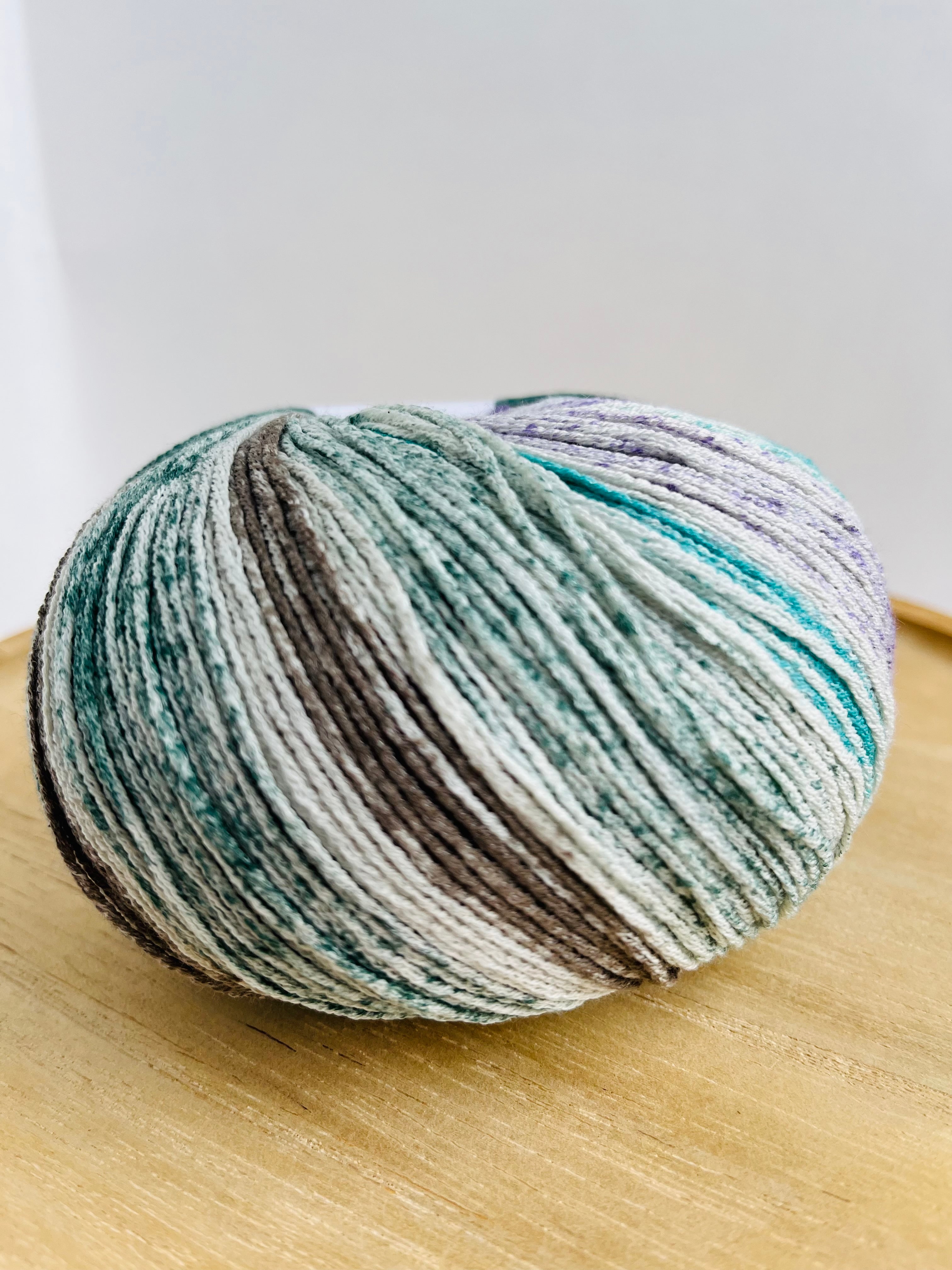 Grape/Khaki/Lilac/Taupe - Summer Socks from Laines du Nord