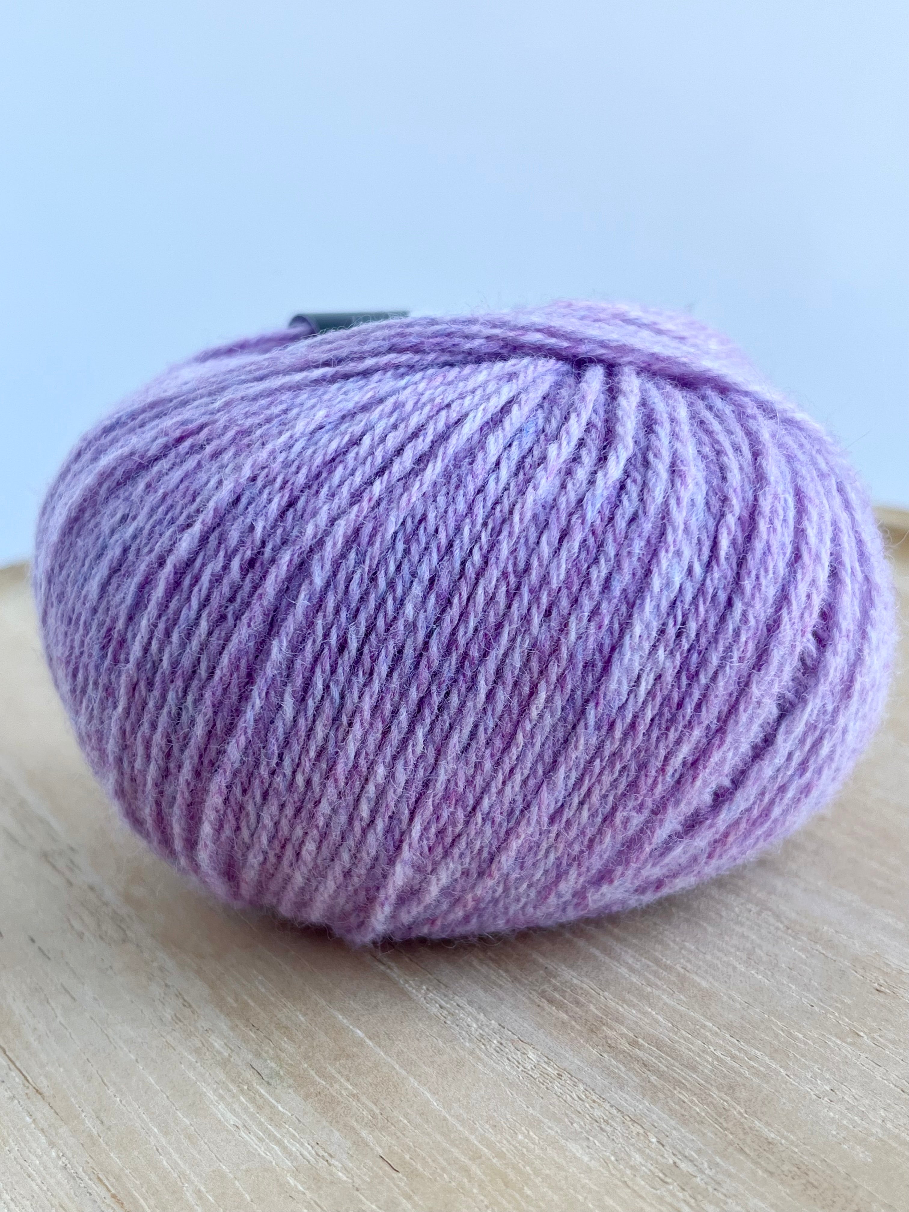 32 Lilac - Como from Lamana