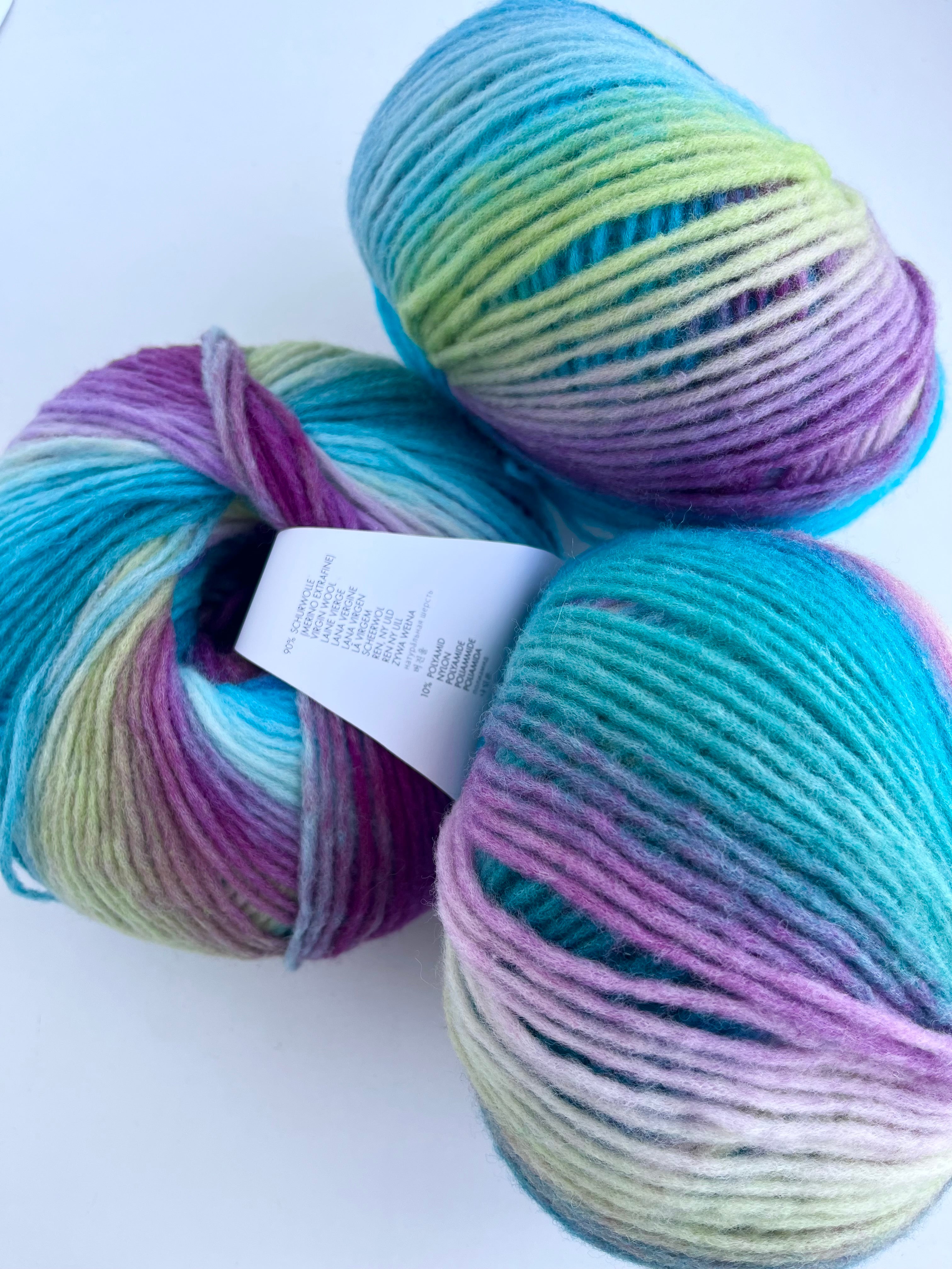 Color 19 - Turquoise, blue, lime green, purple - Lang Cloud