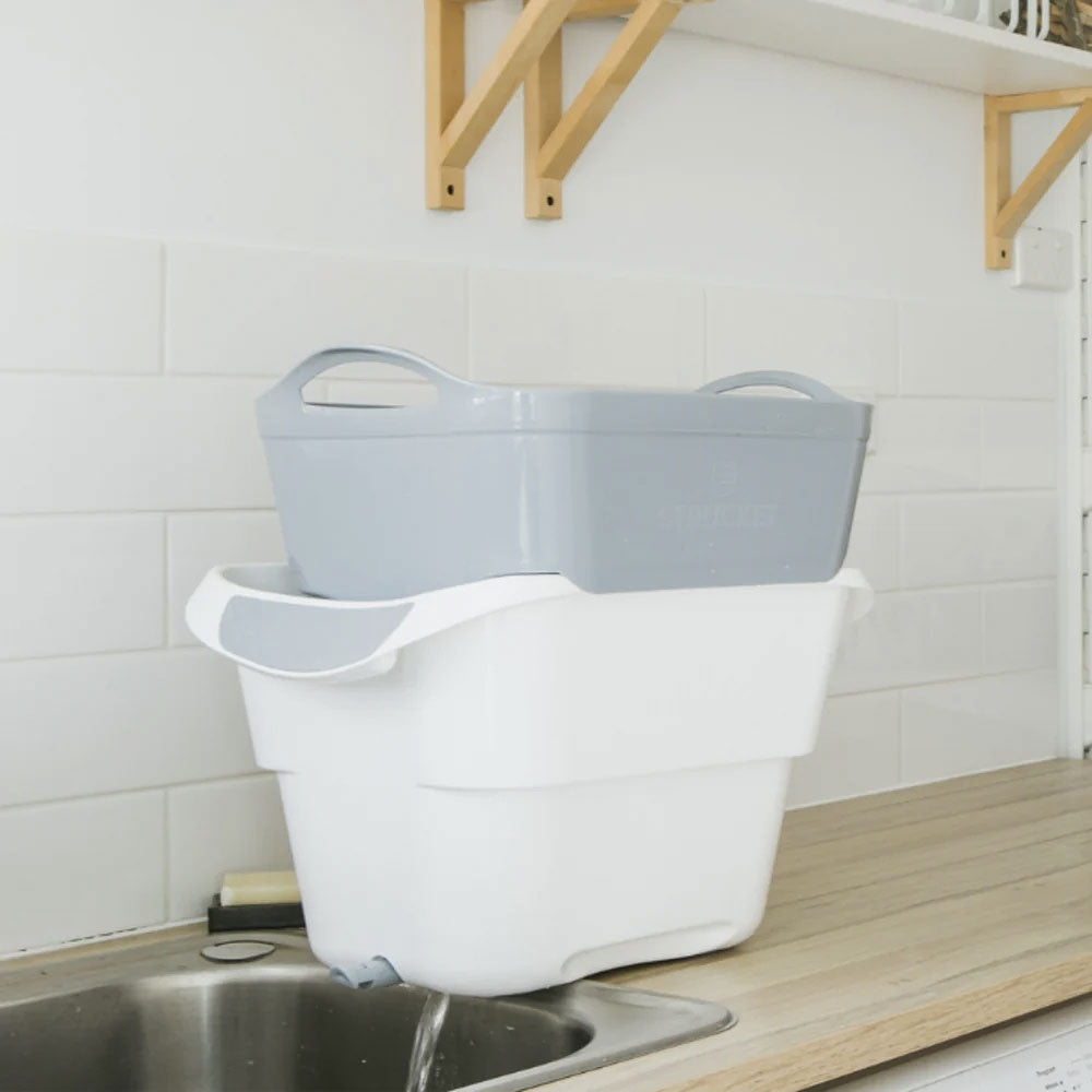 Strucket Tub - Integrated Strainer and Bucket