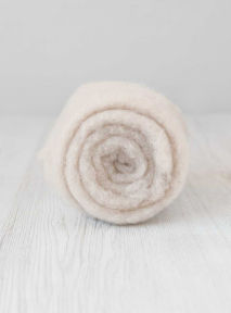 Sand - Carded Maori Wool Roving