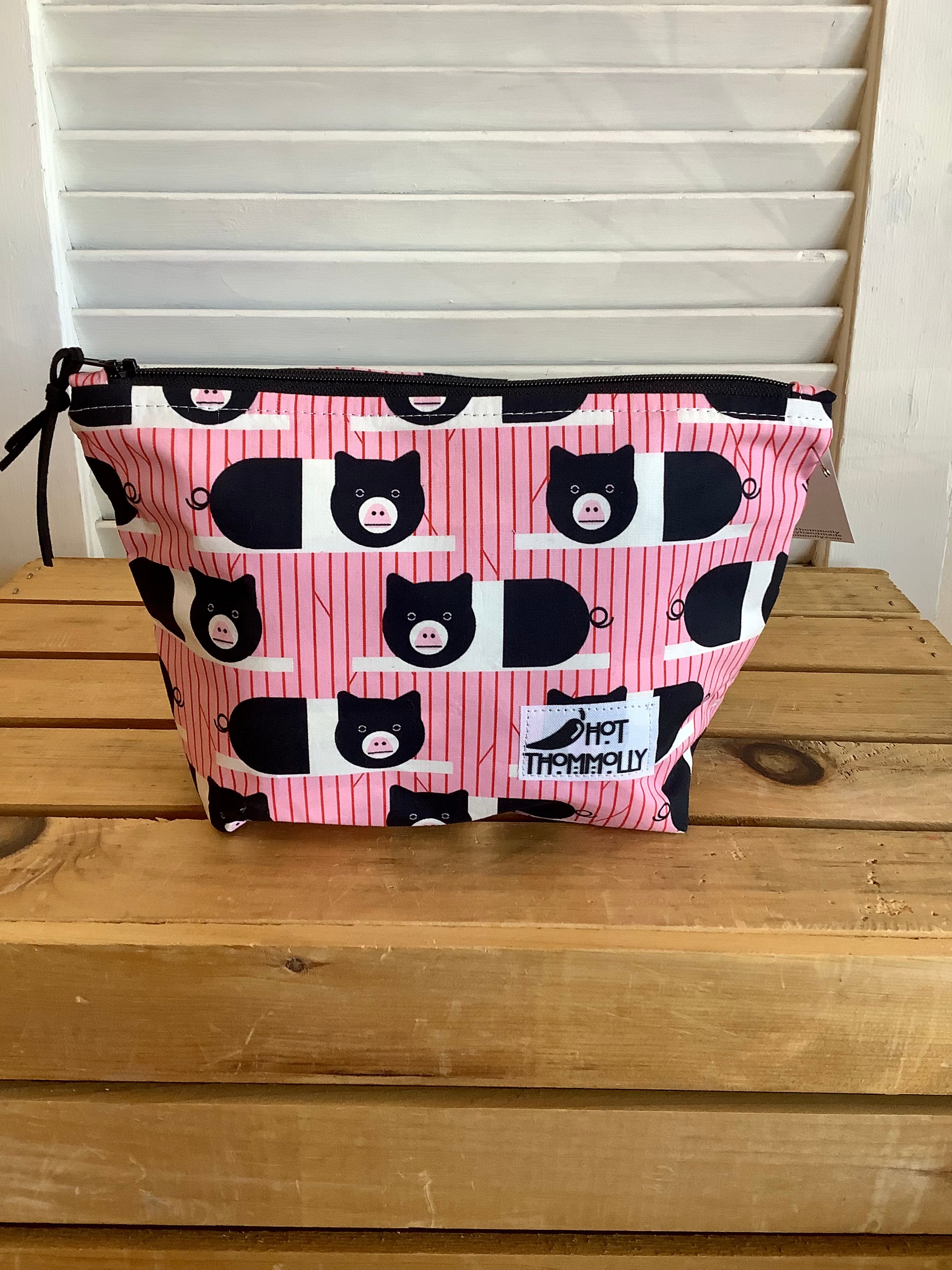 Zipper Pouch from Hot Thommolly