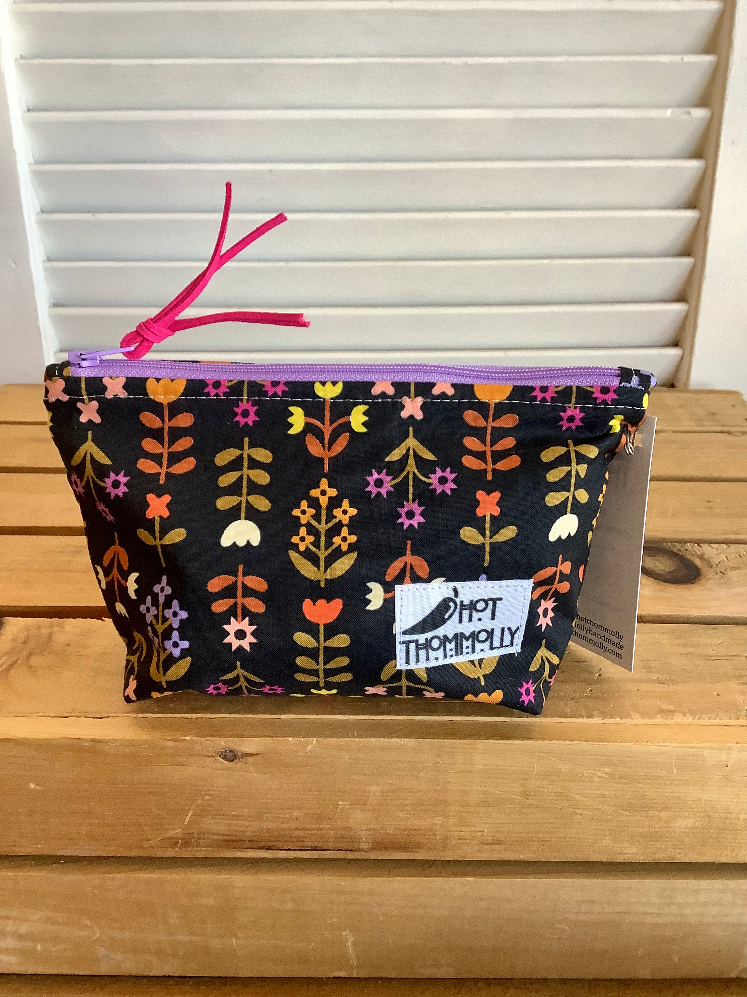 Zipper Pouch from Hot Thommolly